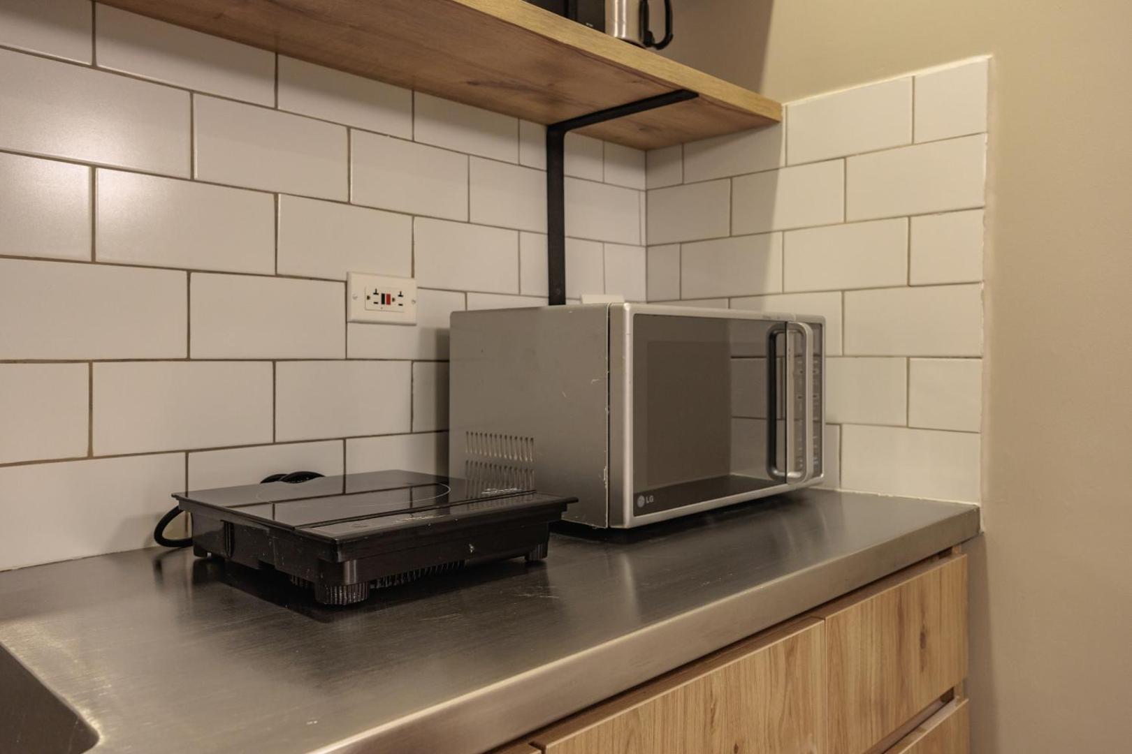 The Somos Flats Laureles