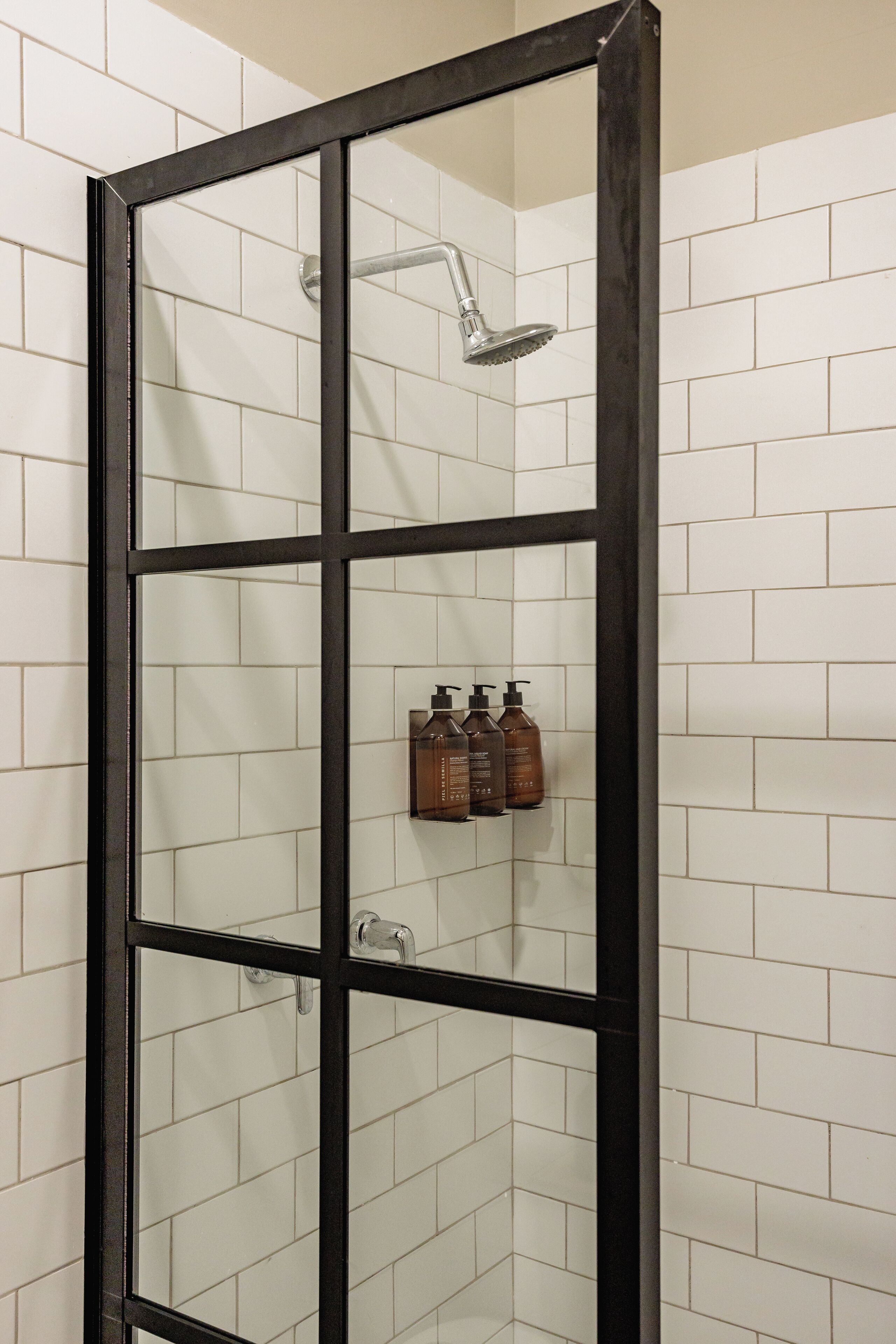 The Somos Flats Laureles