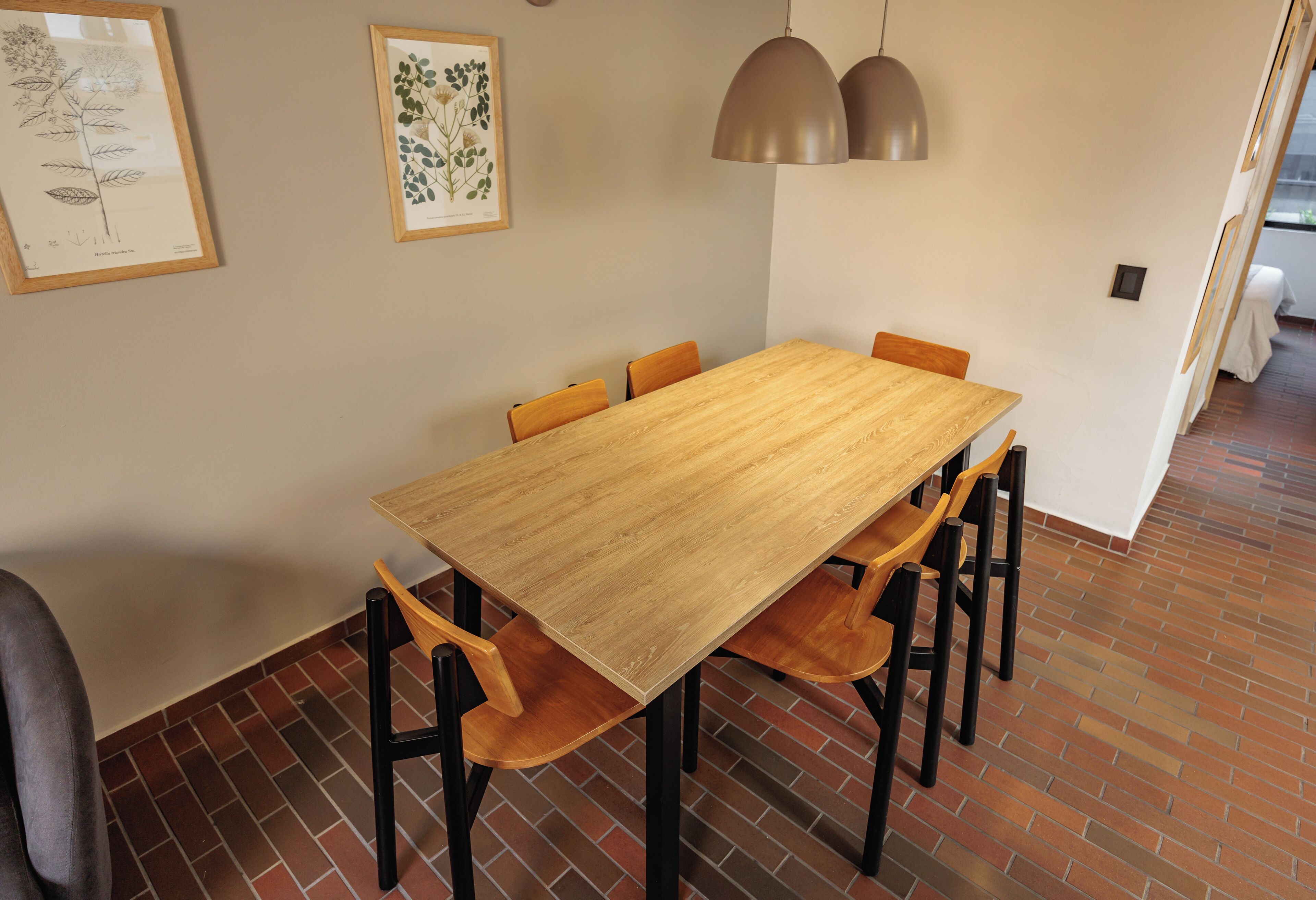 The Somos Flats Laureles