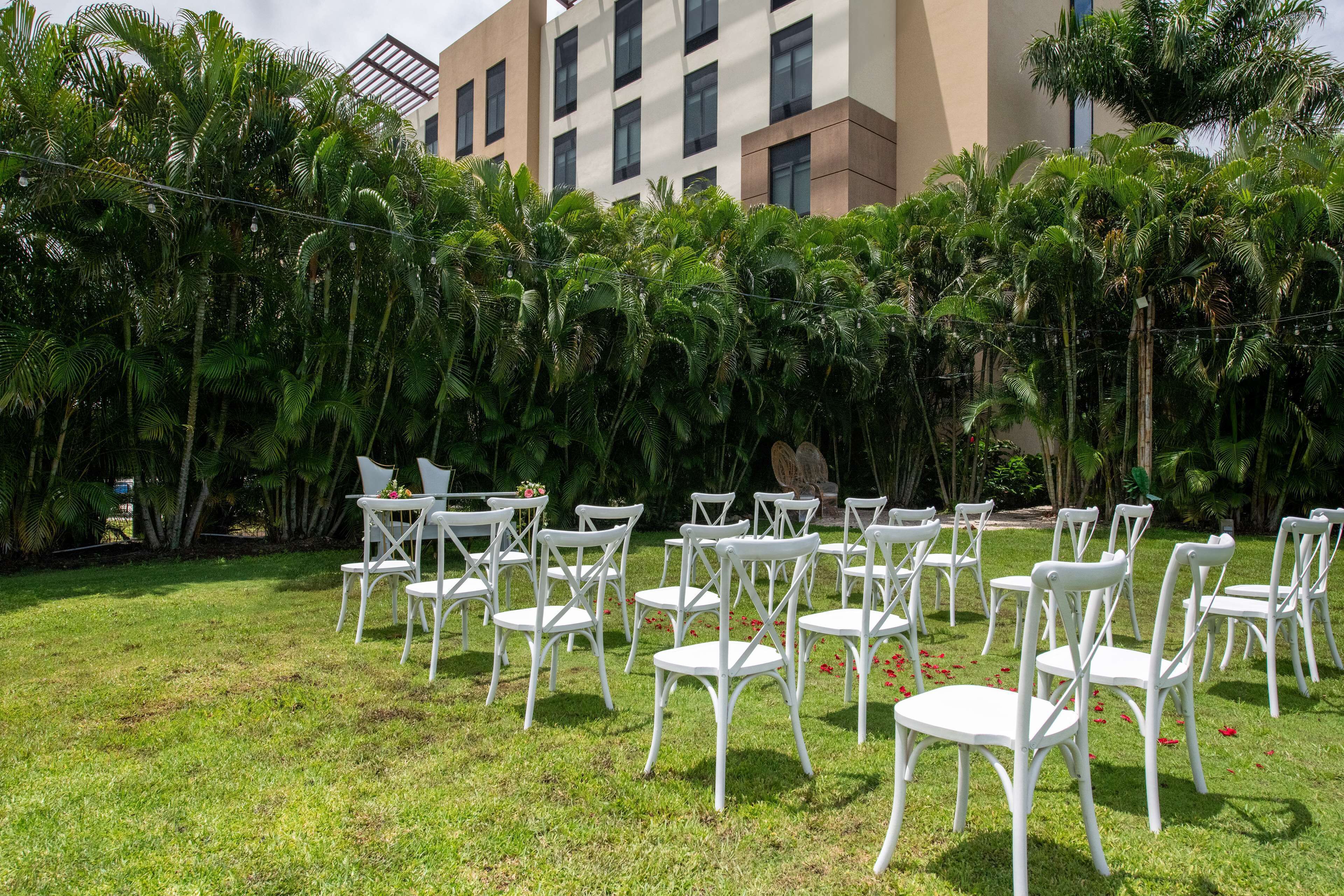 Hilton Garden Inn Guanacaste Airport Hilton Garden Inn Guanacaste Airport