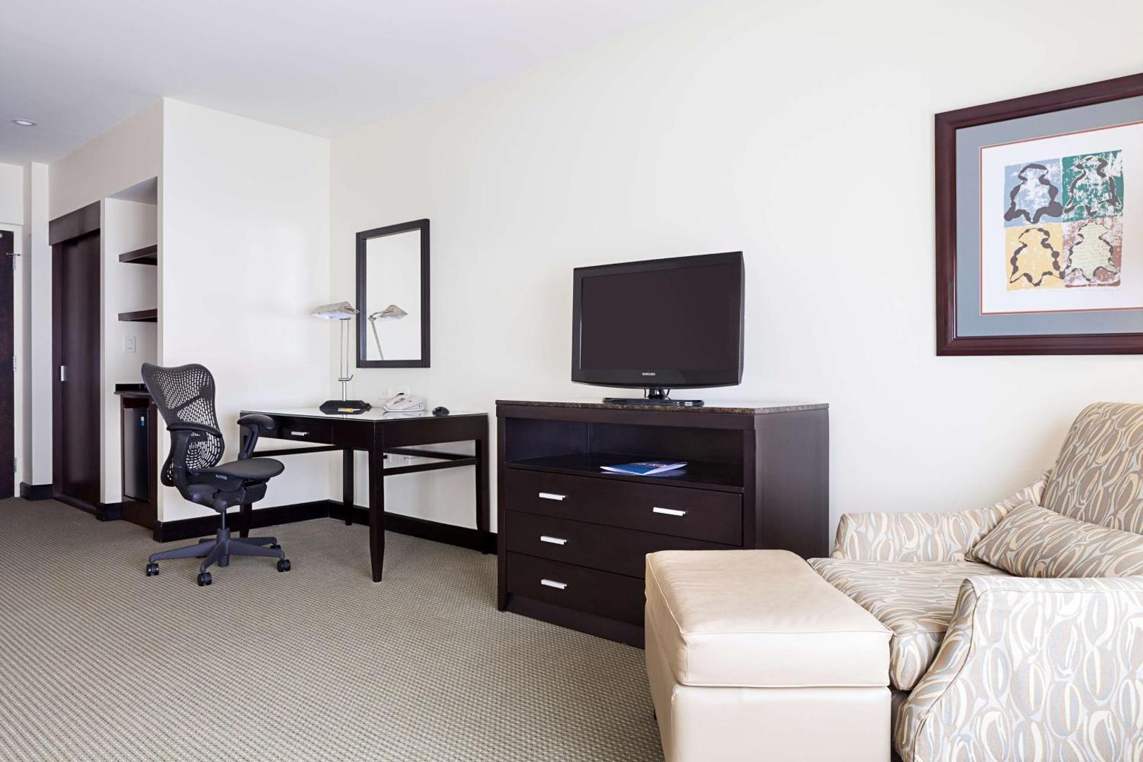 Hilton Garden Inn Guanacaste Airport Hilton Garden Inn Guanacaste Airport