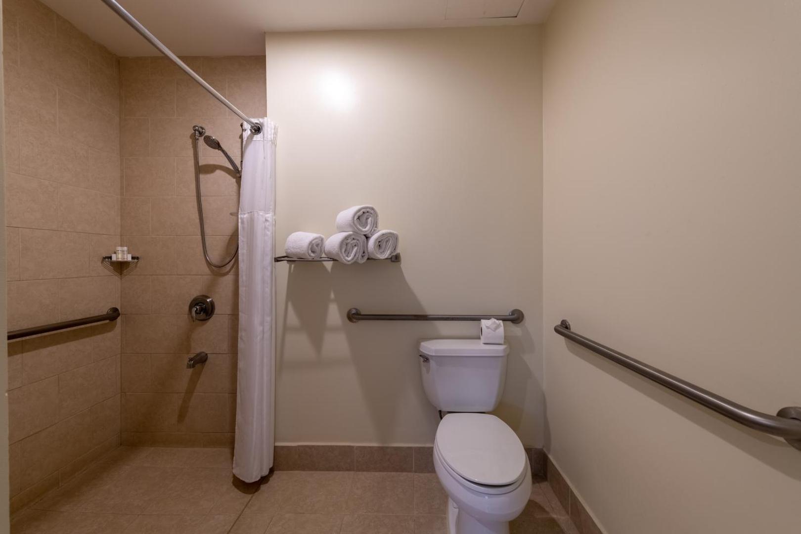 Hilton Garden Inn Guanacaste Airport Hilton Garden Inn Guanacaste Airport