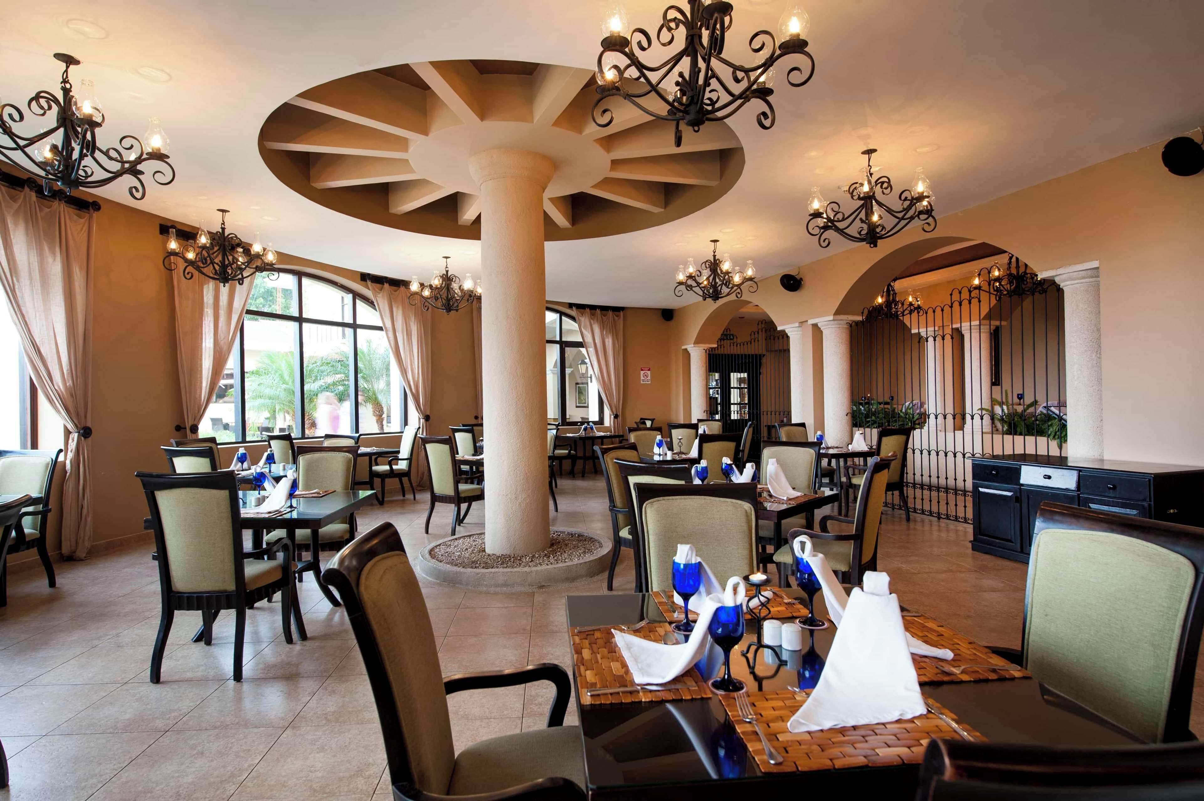 Occidental Papagayo Occidental Papagayo