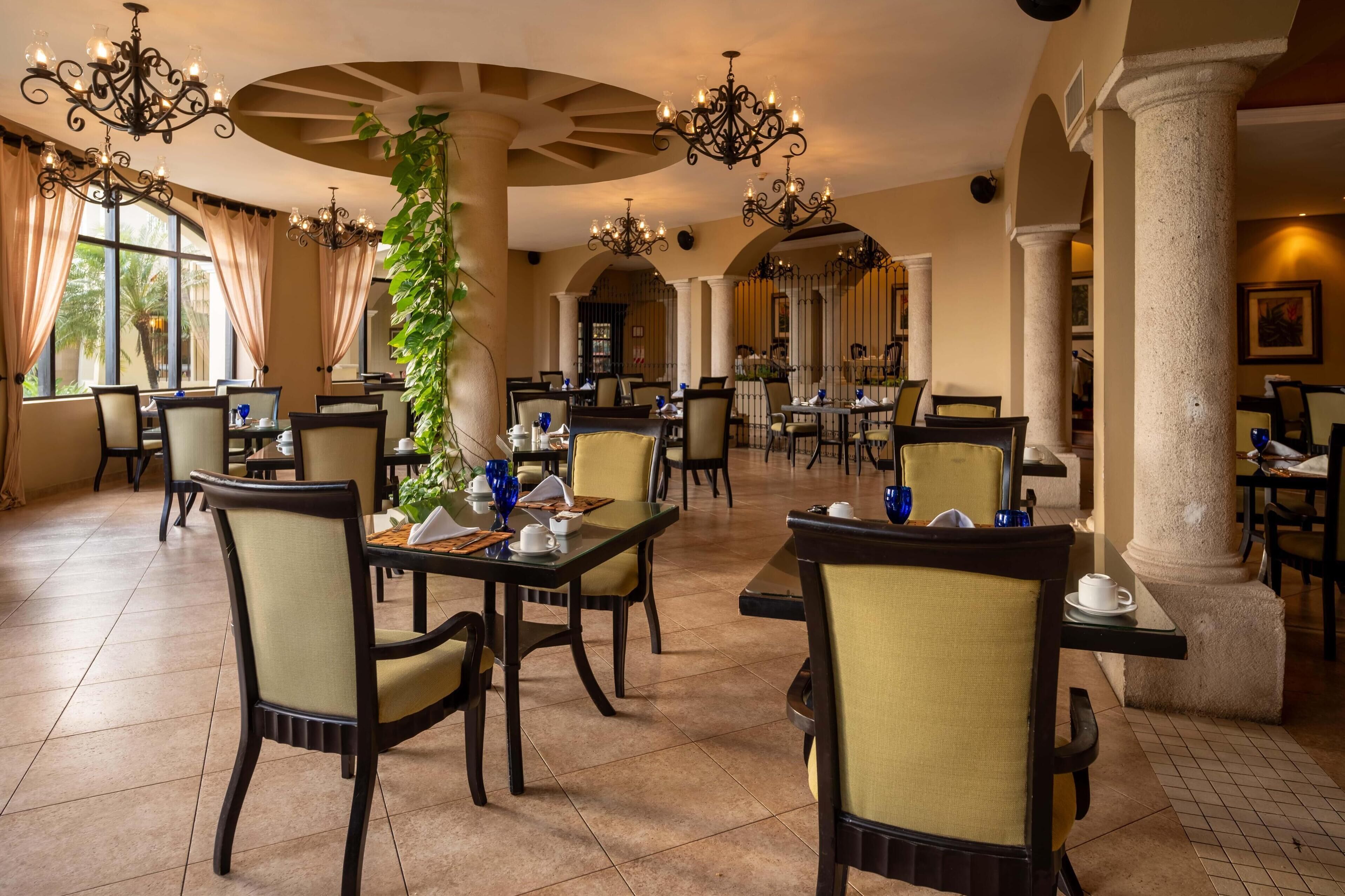 Occidental Papagayo Occidental Papagayo