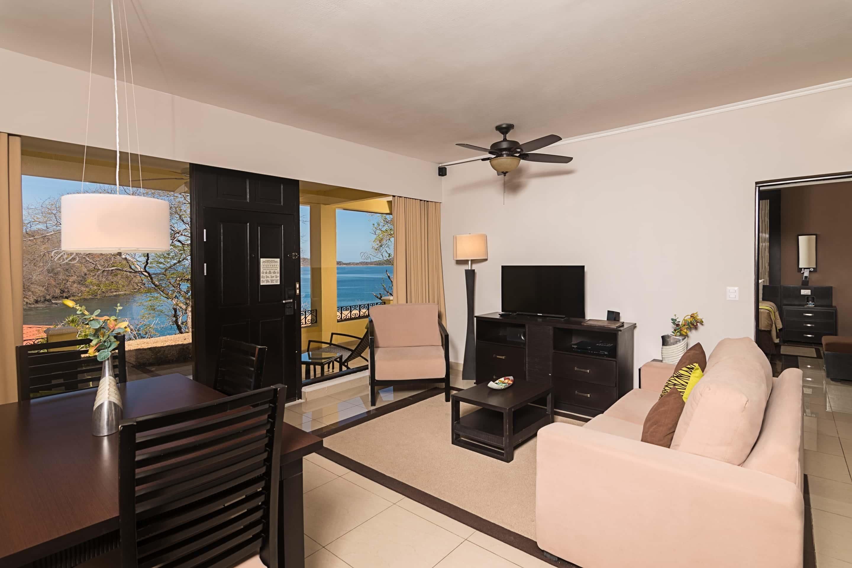 Occidental Papagayo Occidental Papagayo