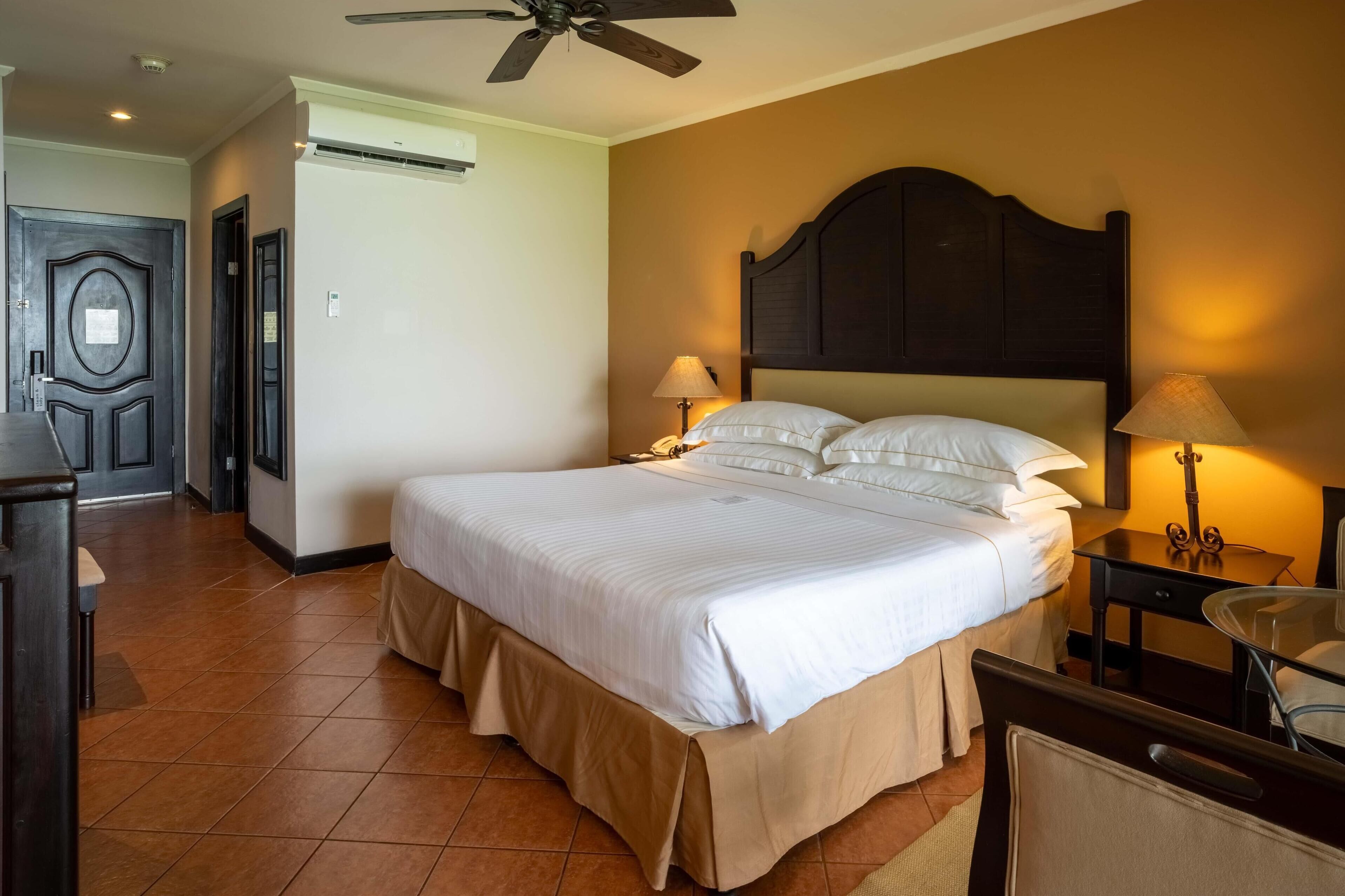 Occidental Papagayo Occidental Papagayo