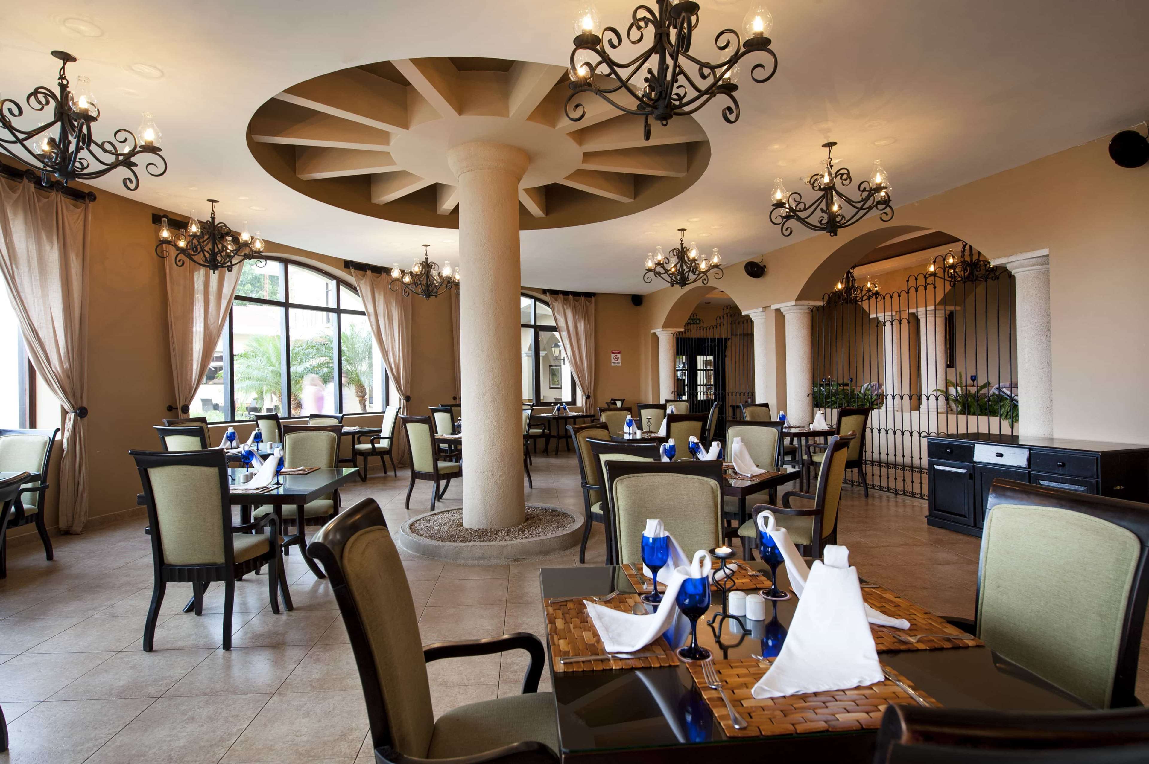 Occidental Papagayo Occidental Papagayo