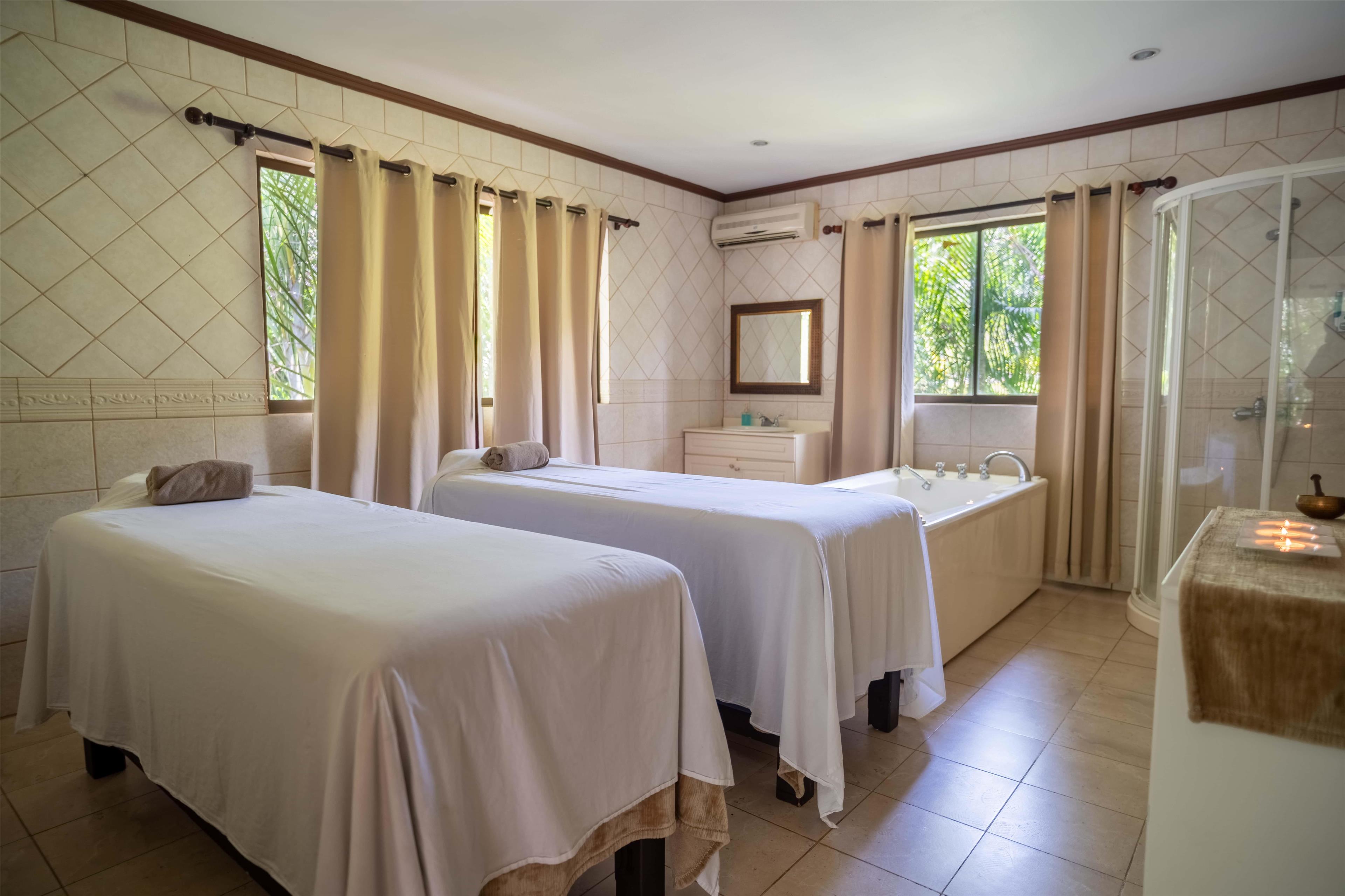 Occidental Papagayo Occidental Papagayo