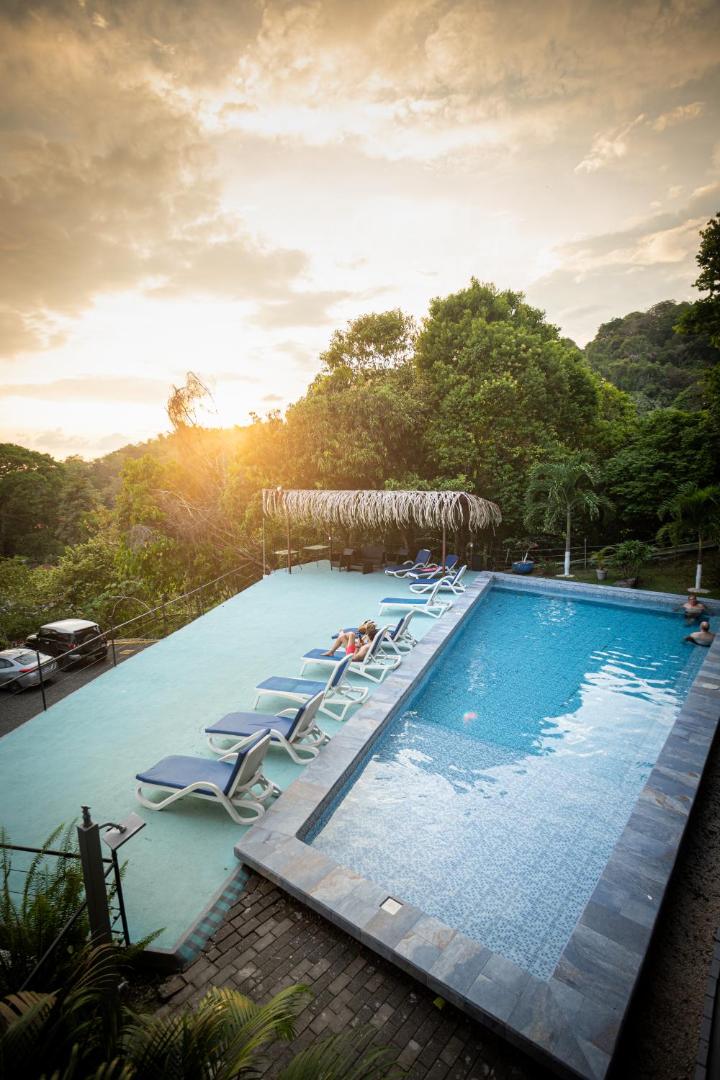 El Faro Beach Hotel El Faro Beach Hotel