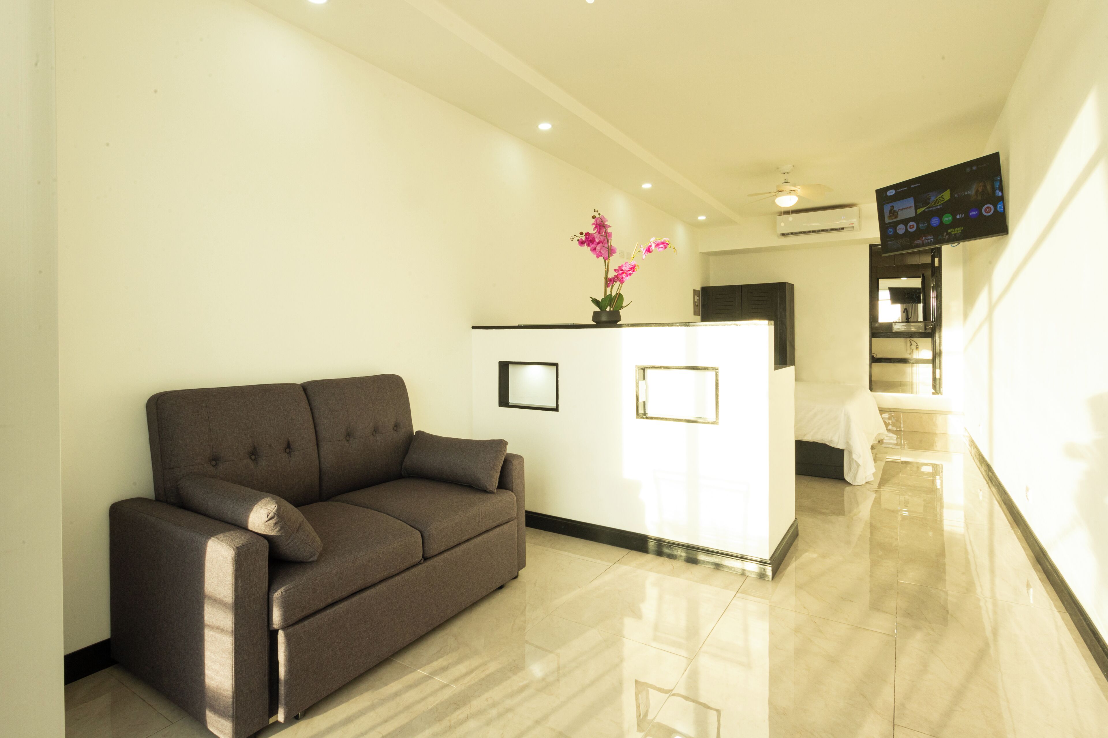 El Faro Beach Hotel El Faro Beach Hotel