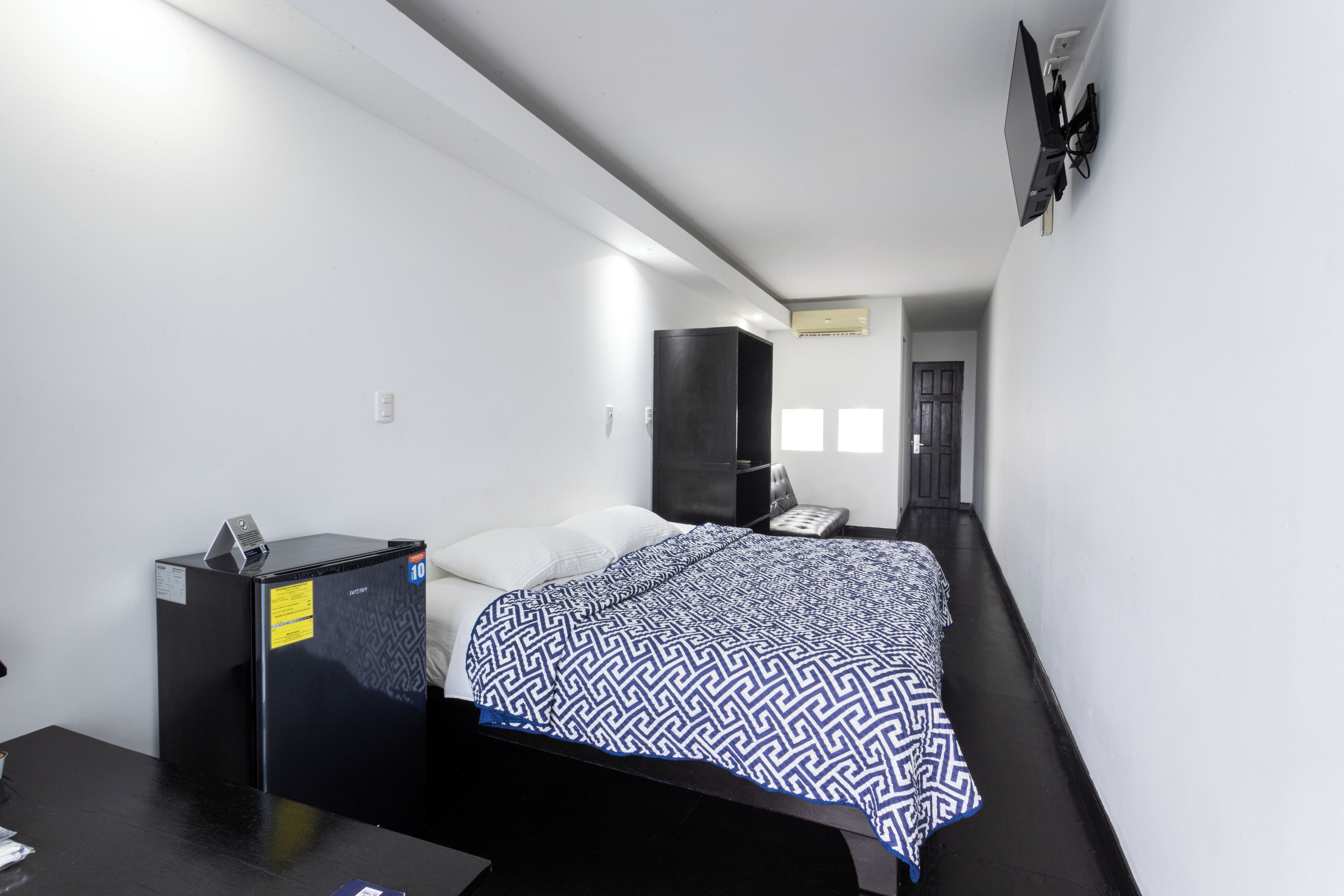 El Faro Beach Hotel El Faro Beach Hotel