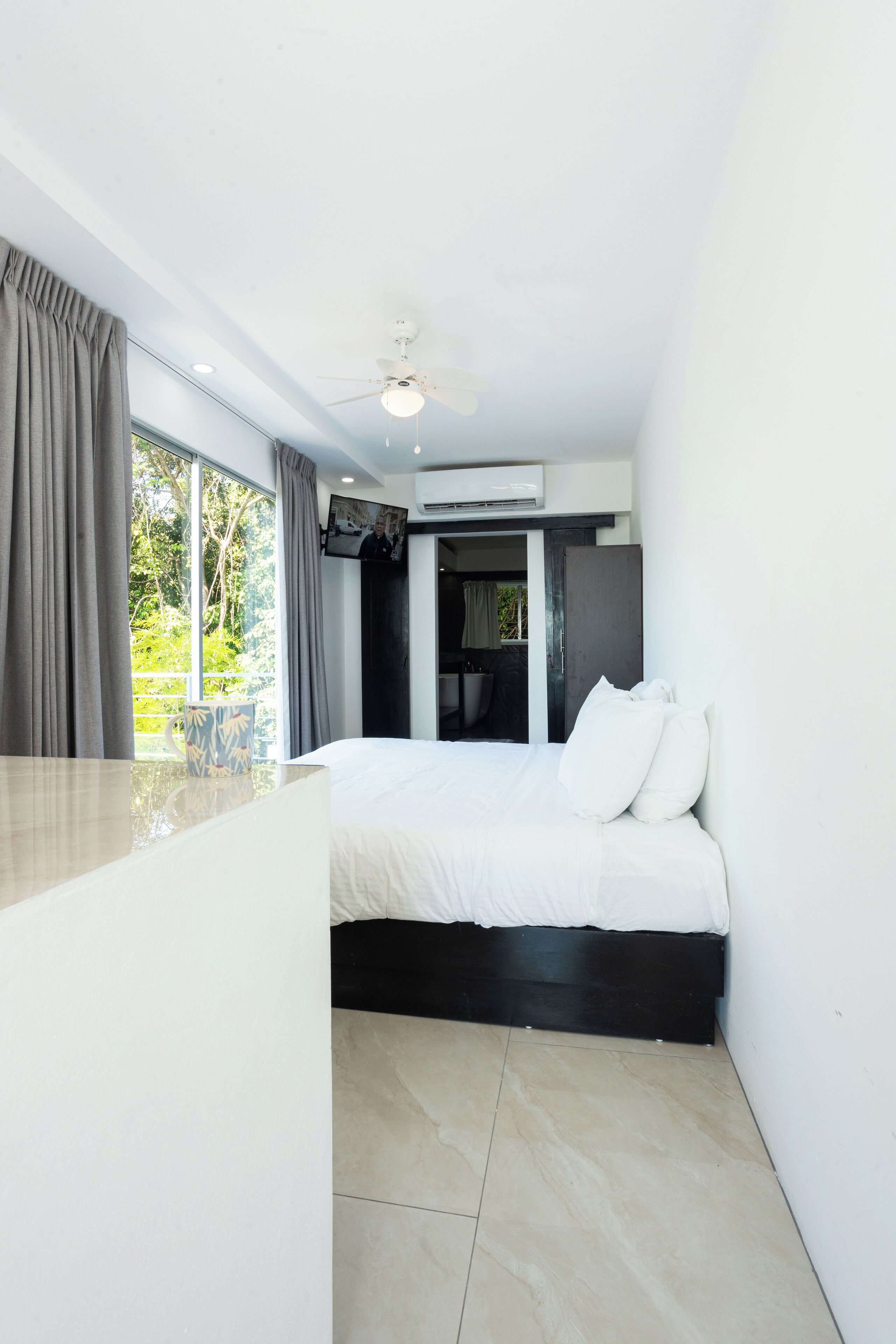 El Faro Beach Hotel El Faro Beach Hotel