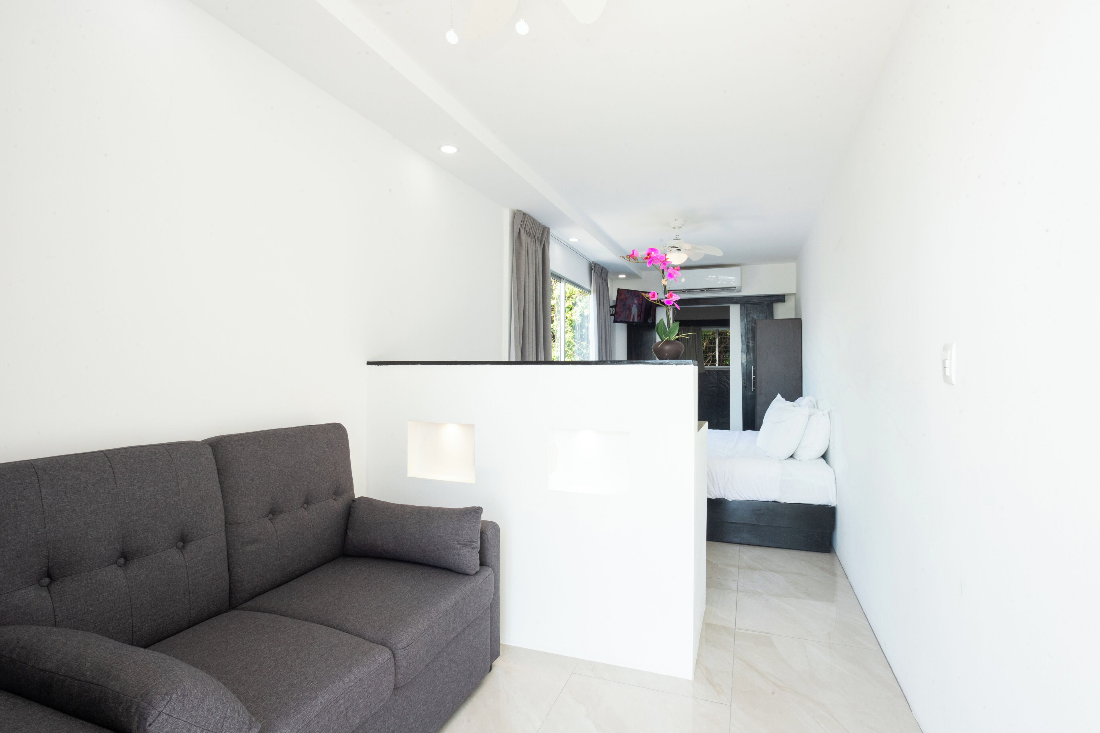 El Faro Beach Hotel El Faro Beach Hotel