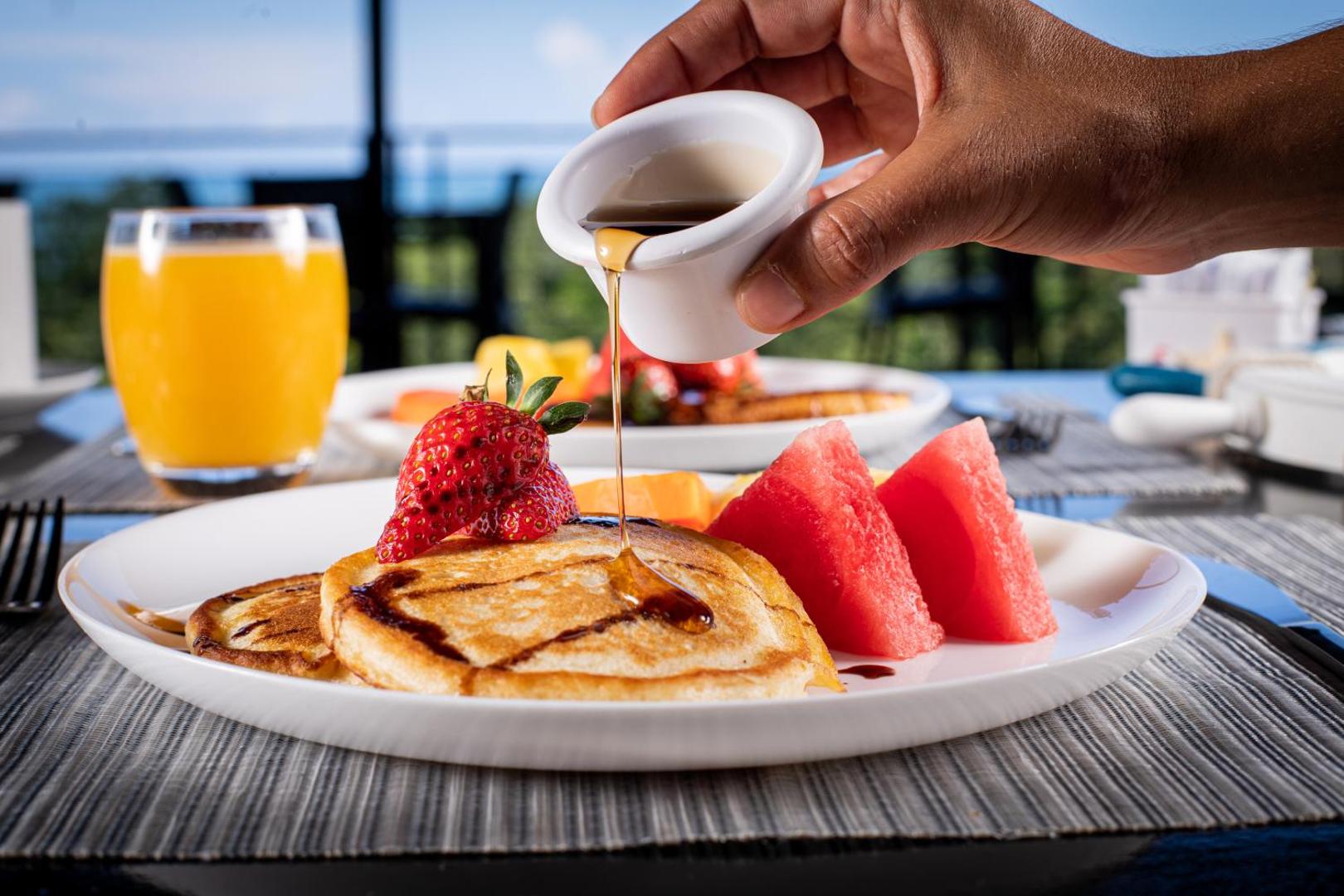 El Faro Beach Hotel El Faro Beach Hotel