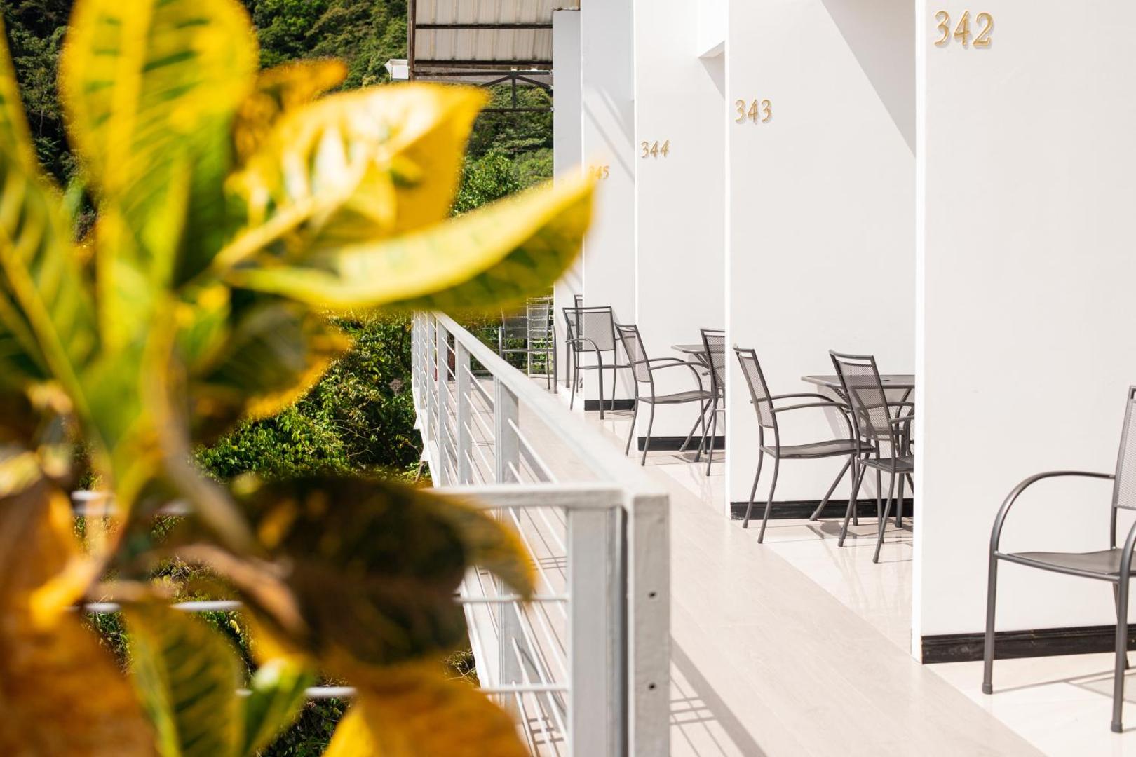 El Faro Beach Hotel El Faro Beach Hotel