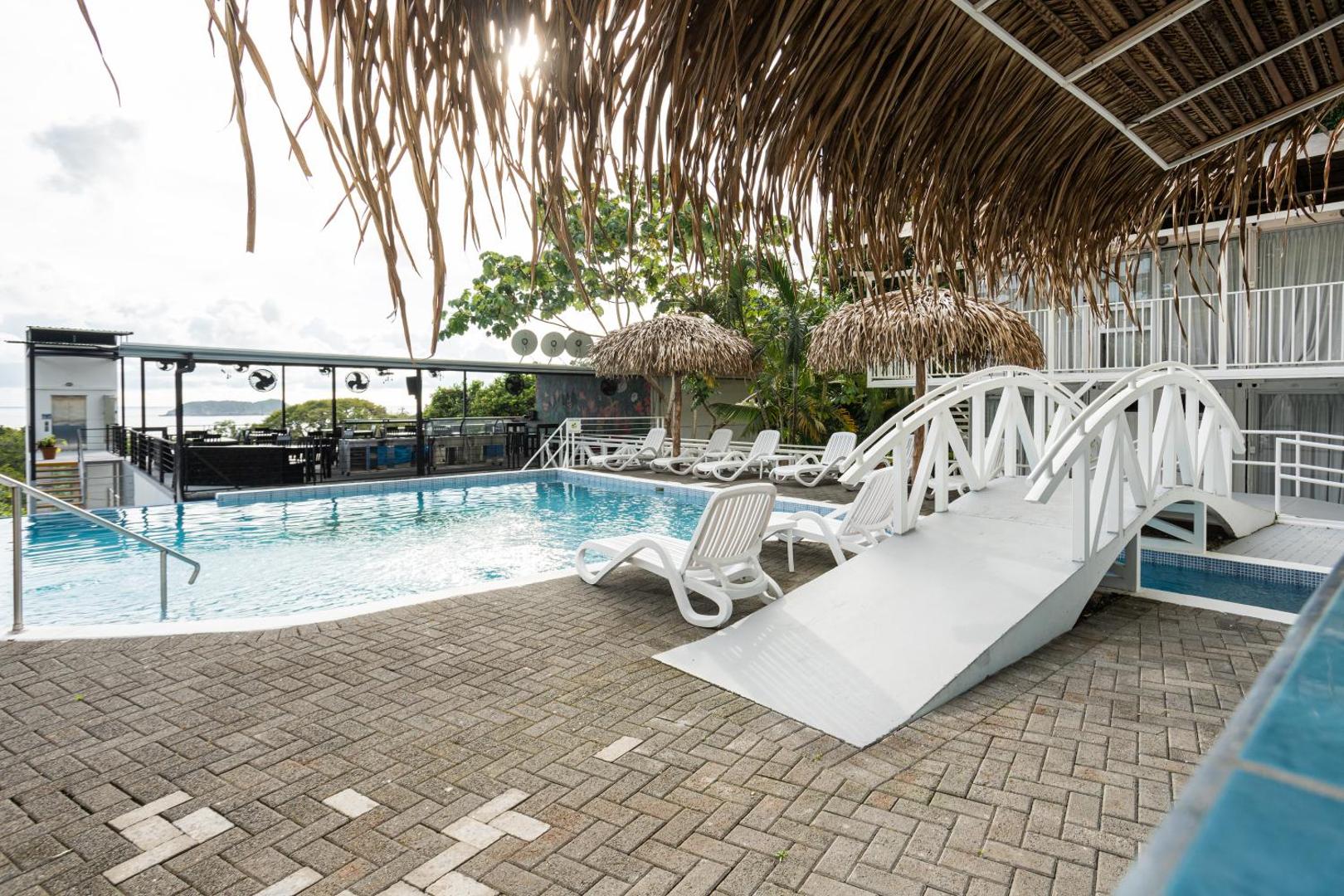 El Faro Beach Hotel El Faro Beach Hotel