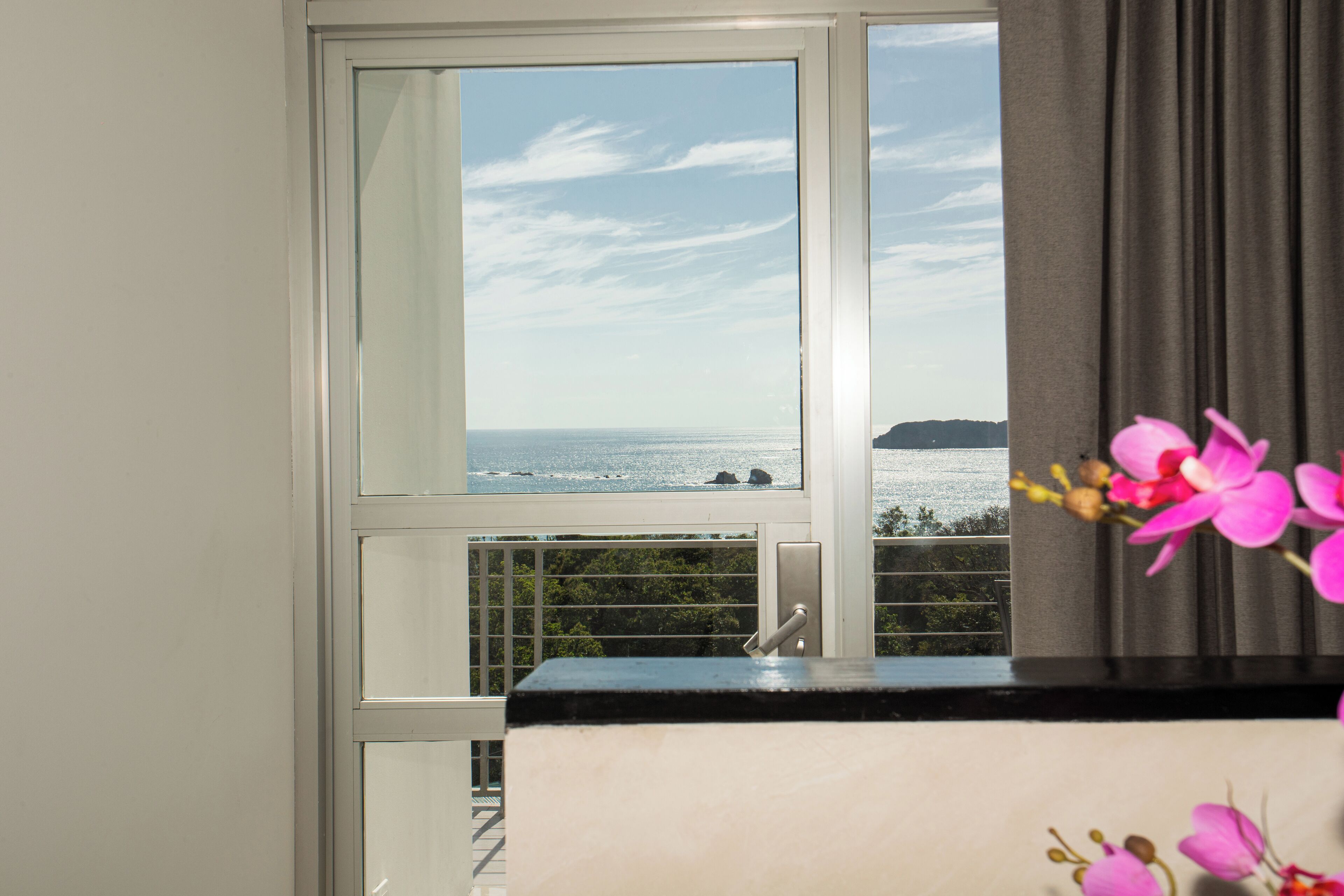 El Faro Beach Hotel El Faro Beach Hotel