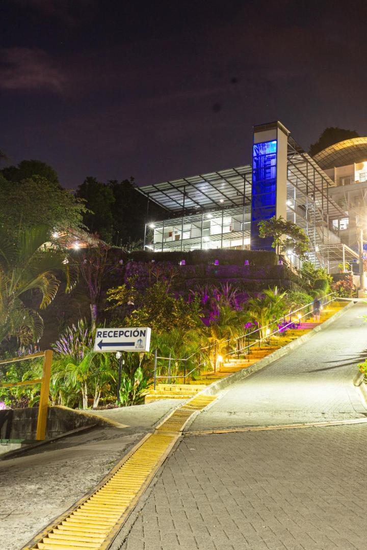 El Faro Beach Hotel El Faro Beach Hotel