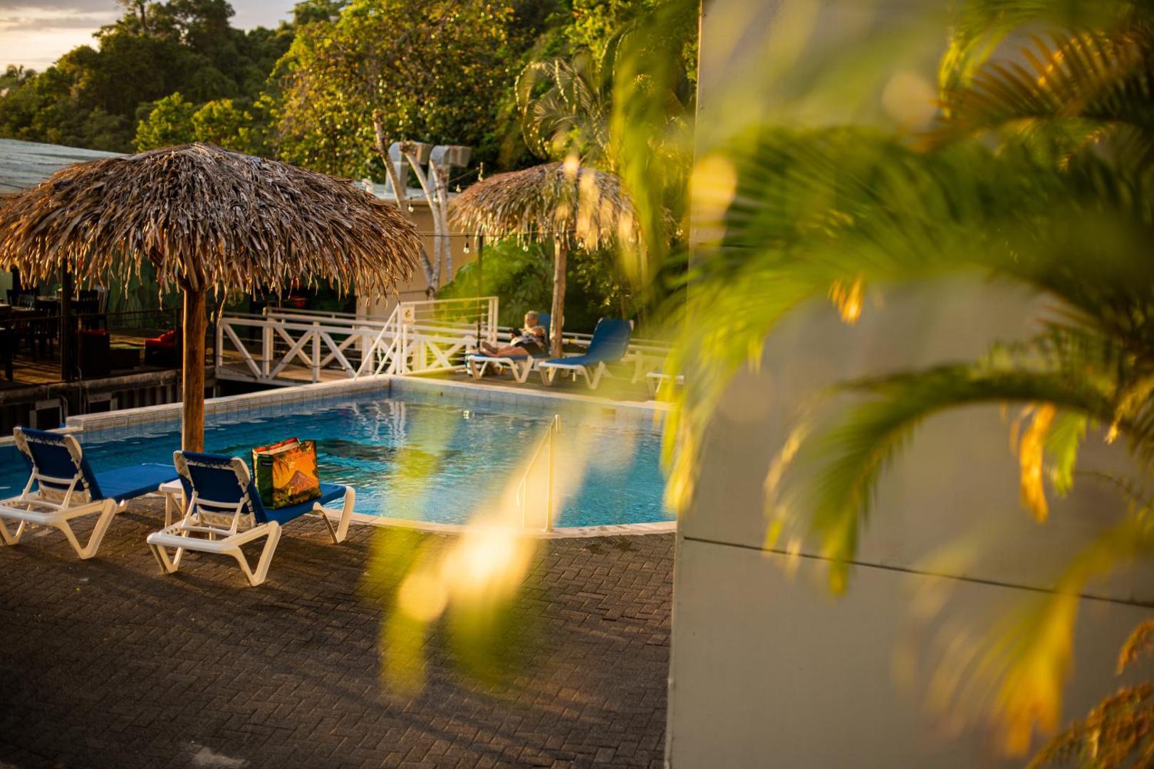 El Faro Beach Hotel El Faro Beach Hotel