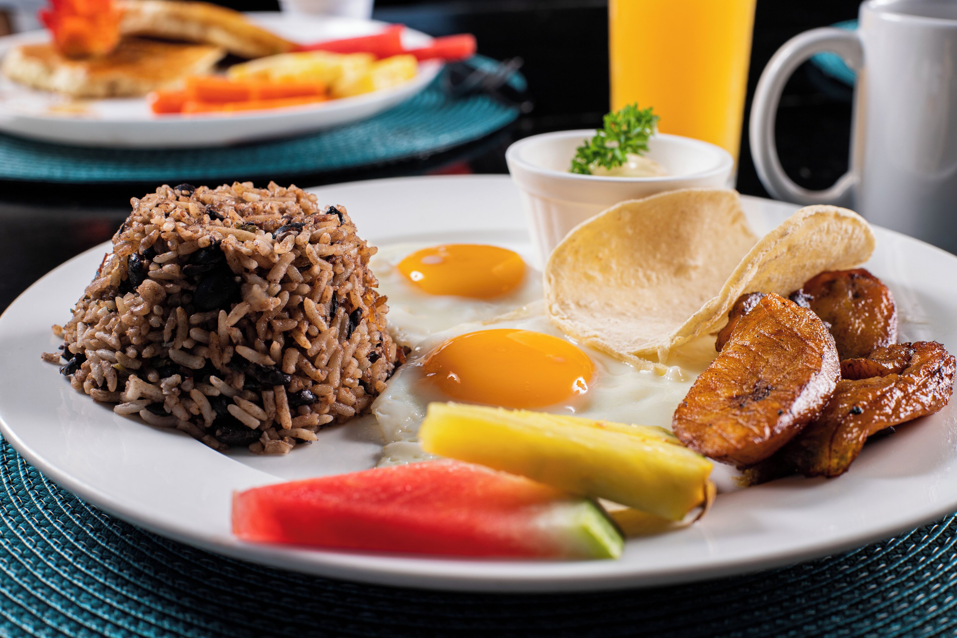 El Faro Beach Hotel El Faro Beach Hotel