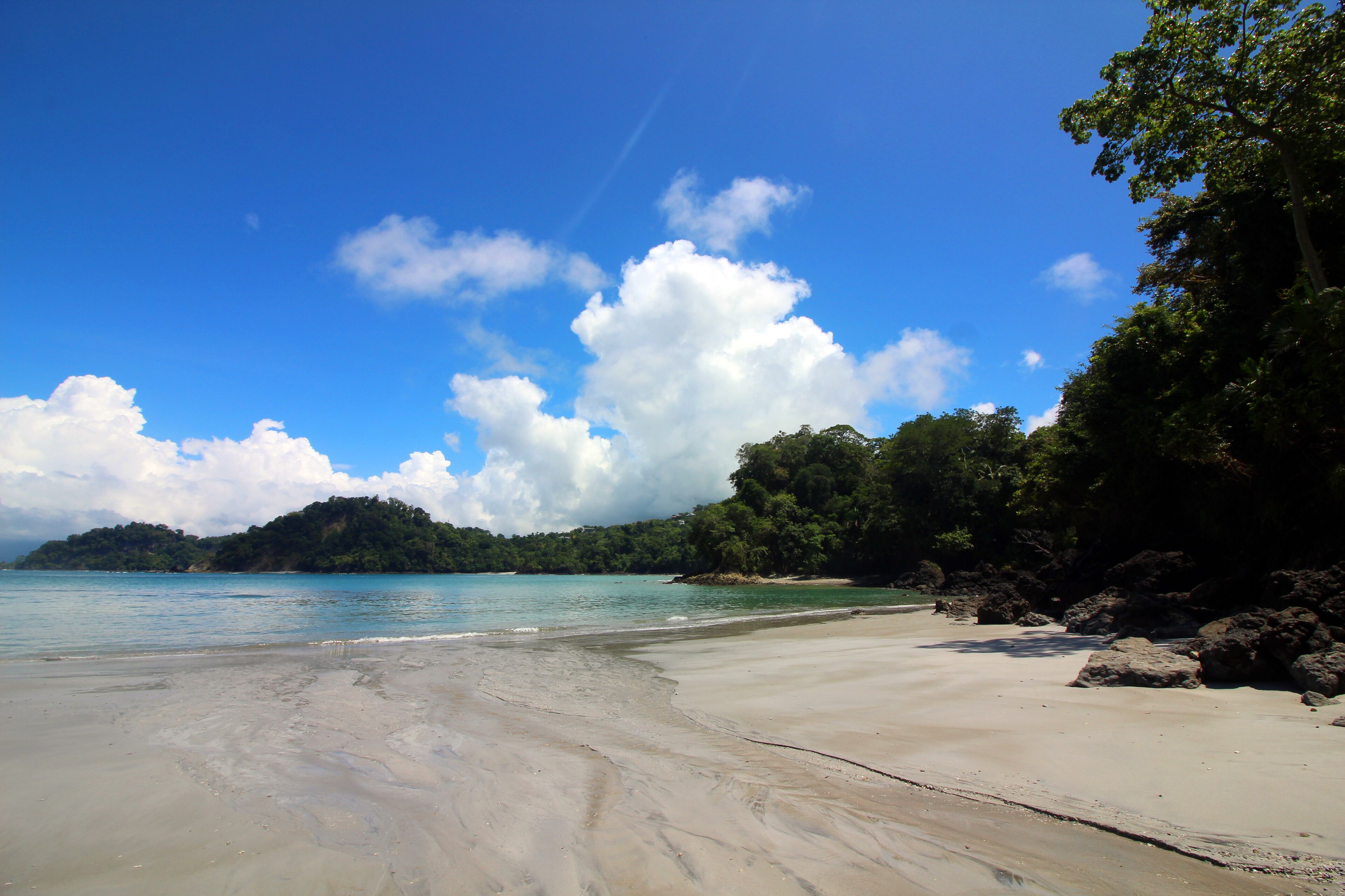 Shana by The Beach Manuel Antonio Shana by The Beach Manuel Antonio