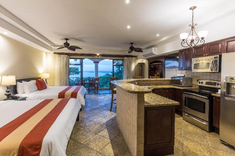 Shana by The Beach Manuel Antonio Shana by The Beach Manuel Antonio