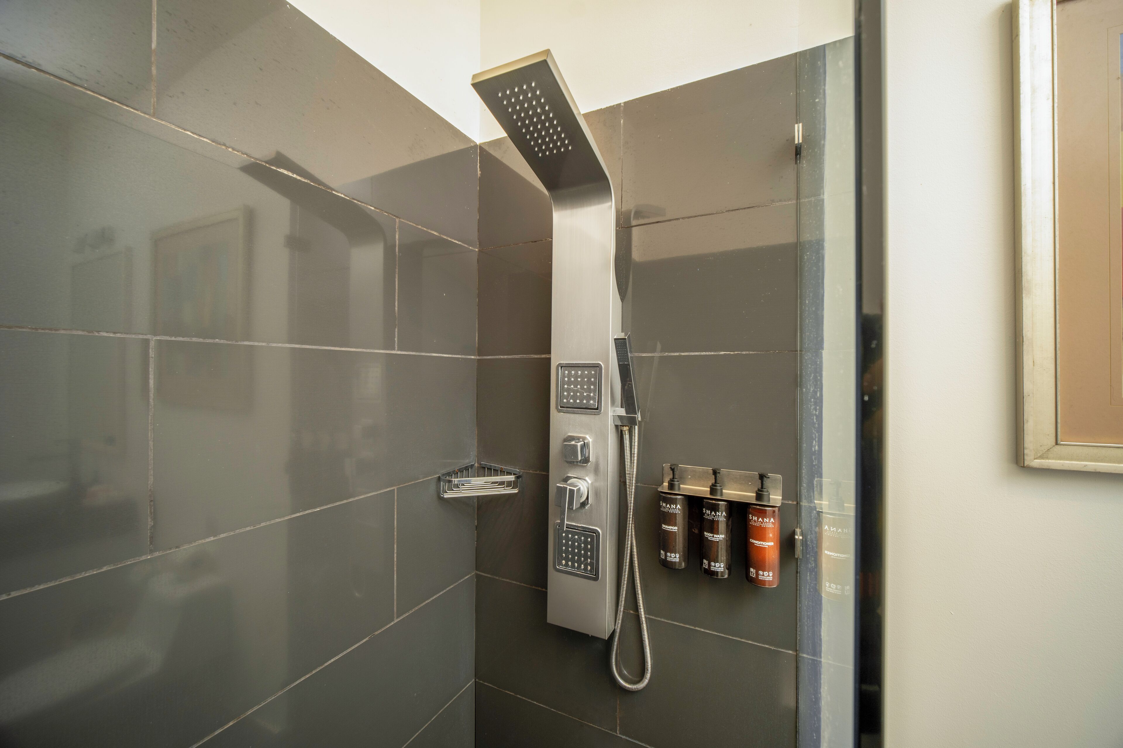 Shana by The Beach Manuel Antonio Shana by The Beach Manuel Antonio