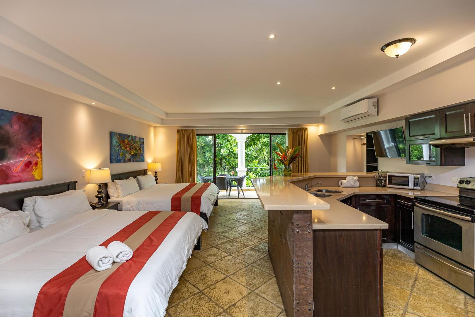 Shana by The Beach Manuel Antonio Shana by The Beach Manuel Antonio