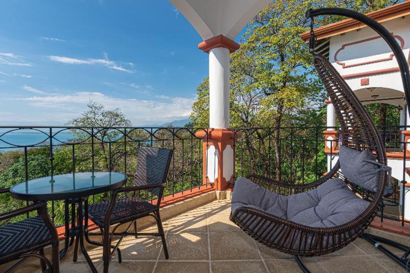 Shana by The Beach Manuel Antonio Shana by The Beach Manuel Antonio