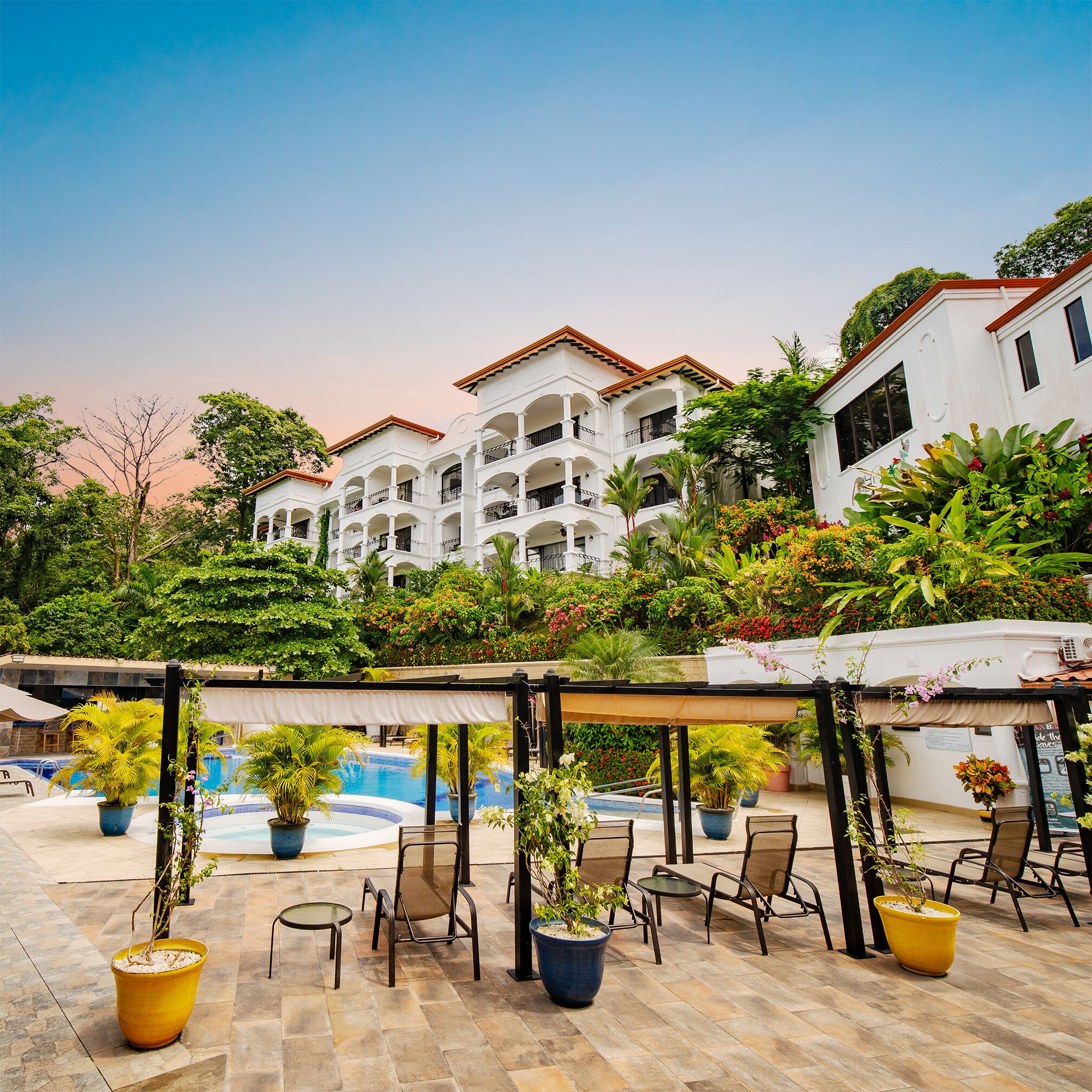 Shana by The Beach Manuel Antonio Shana by The Beach Manuel Antonio