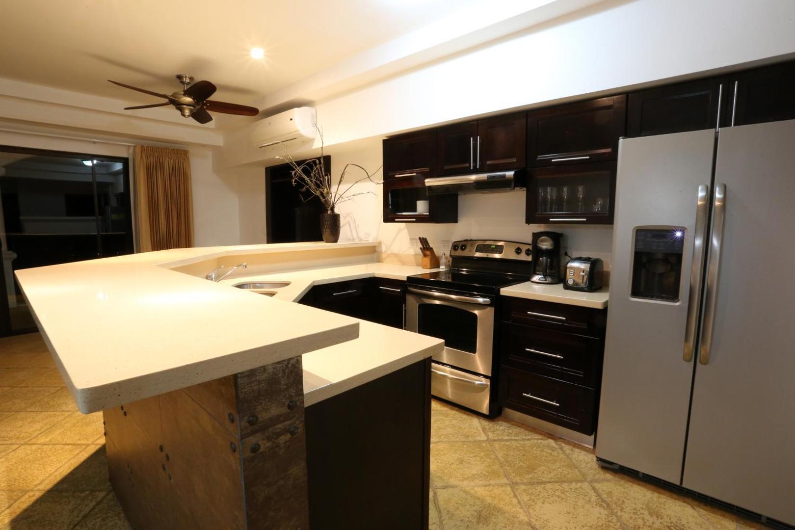 Shana by The Beach Manuel Antonio Shana by The Beach Manuel Antonio