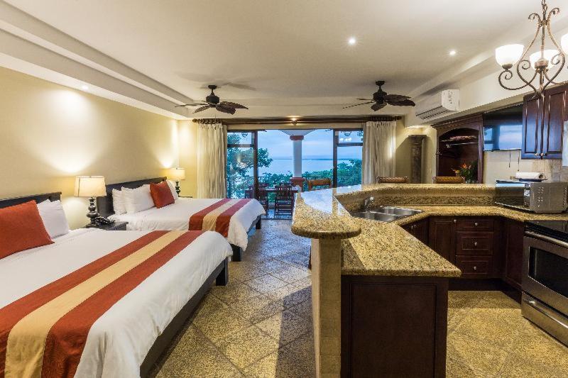 Shana by The Beach Manuel Antonio Shana by The Beach Manuel Antonio