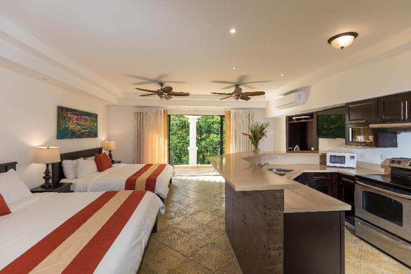 Shana by The Beach Manuel Antonio Shana by The Beach Manuel Antonio