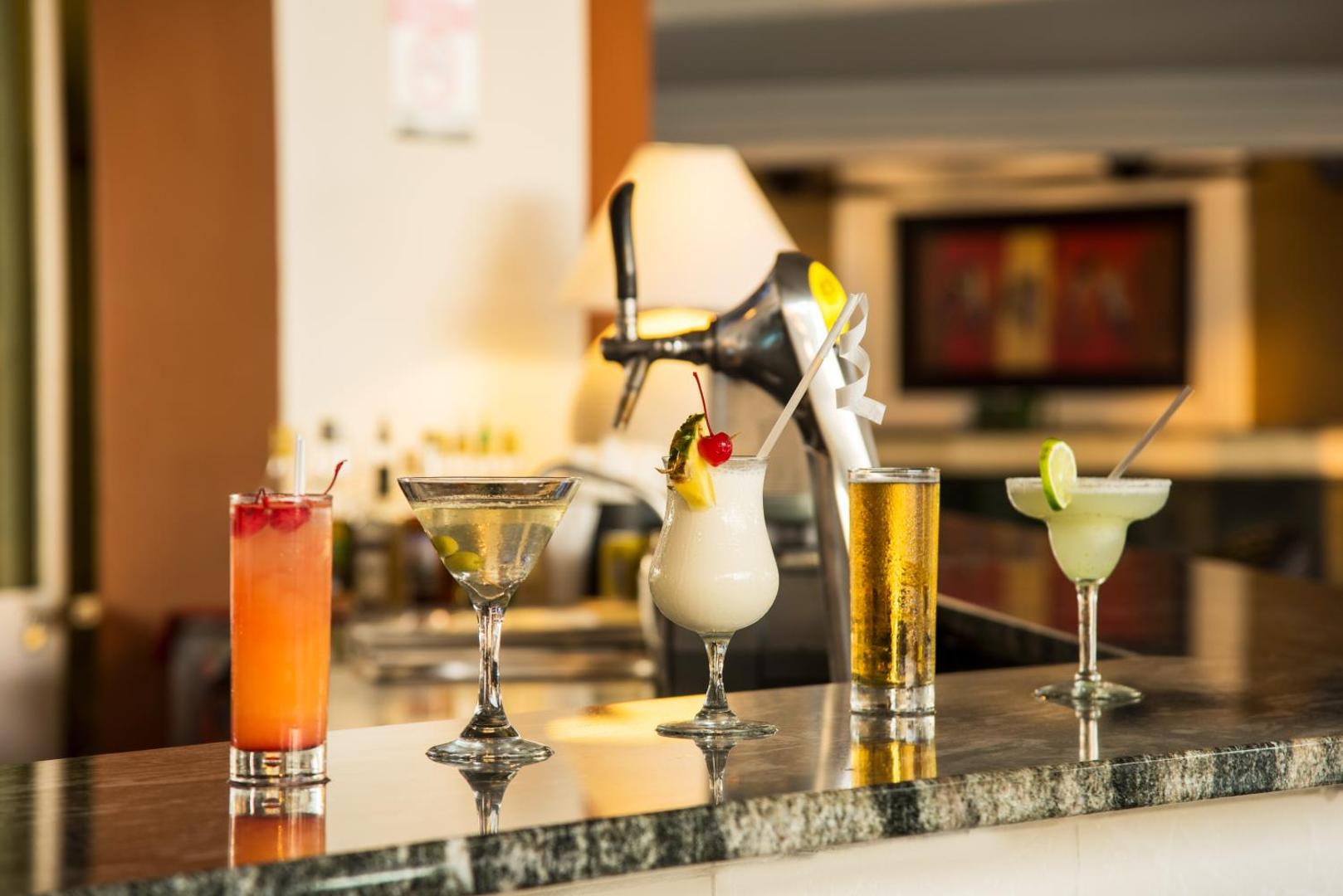 Occidental Tamarindo