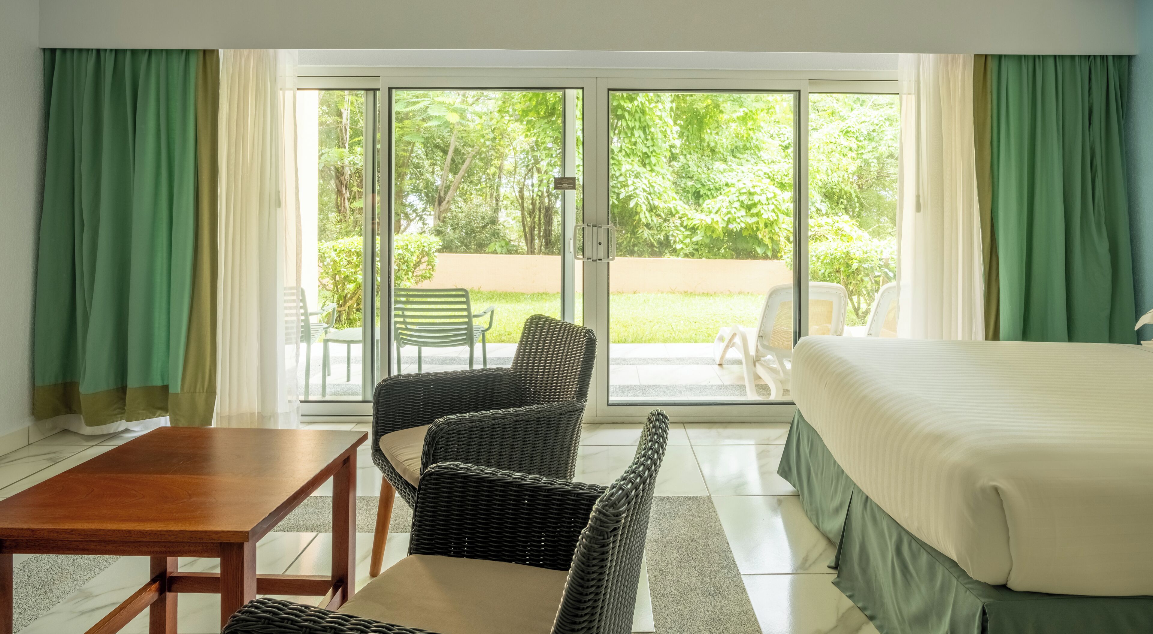 Occidental Tamarindo