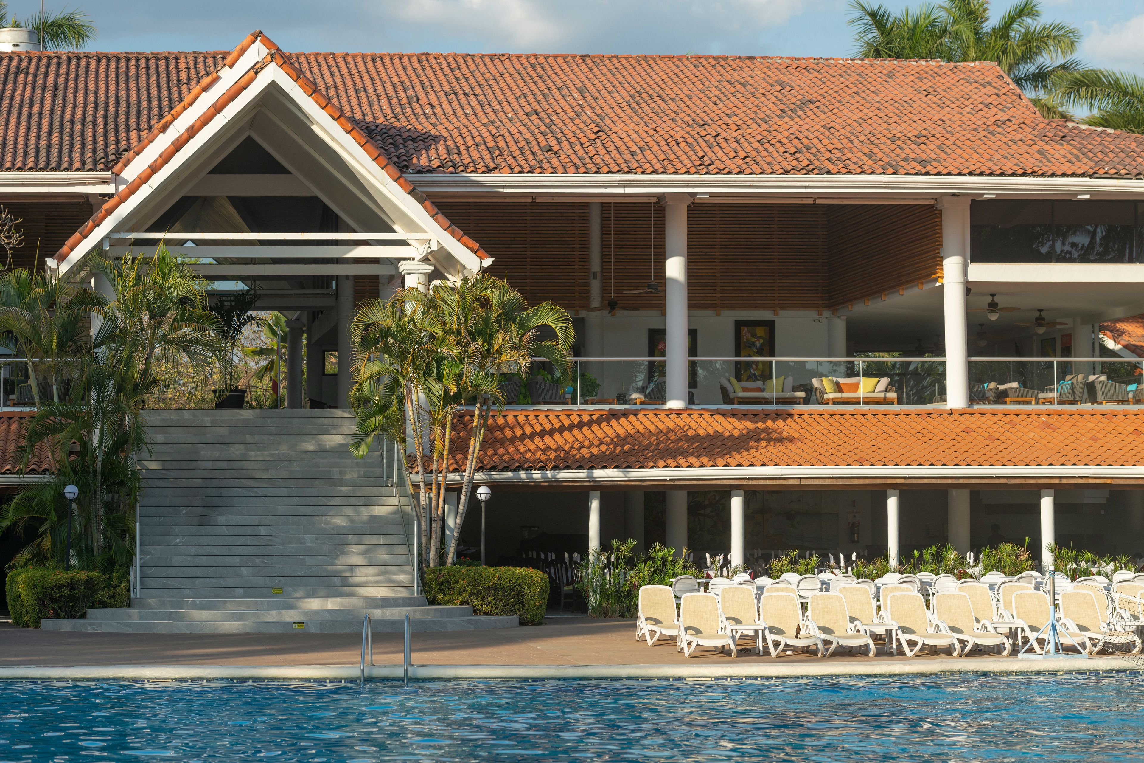 Occidental Tamarindo