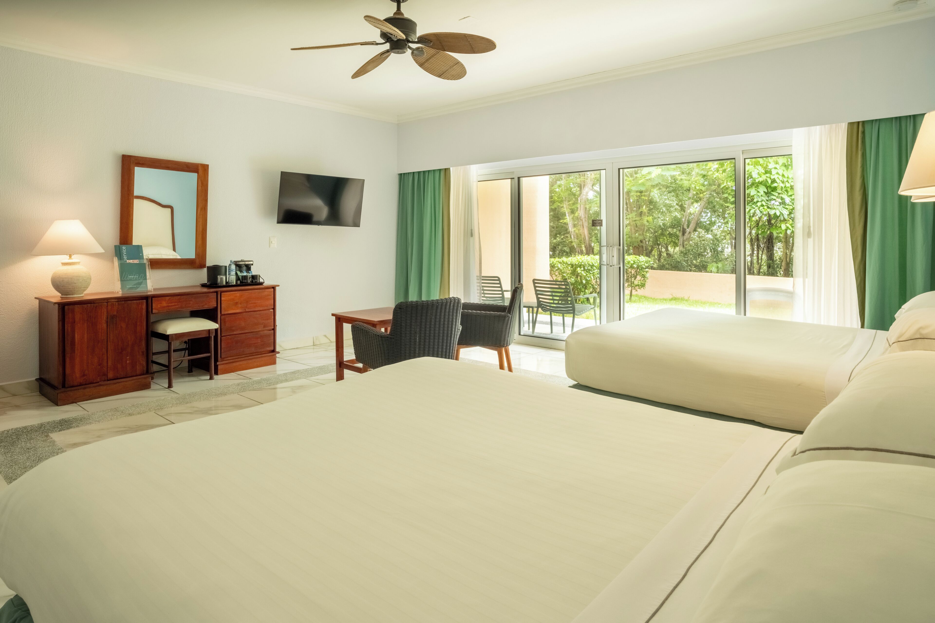 Occidental Tamarindo