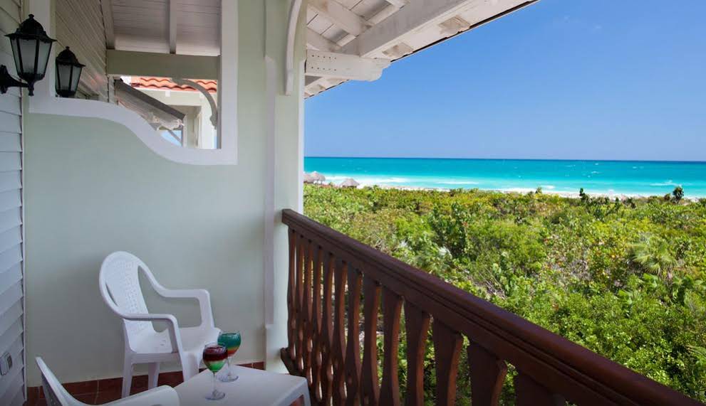 Memories Paraiso Azul Beach Resort