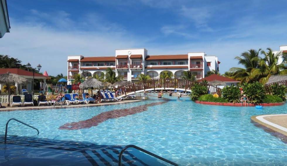 Memories Paraiso Azul Beach Resort