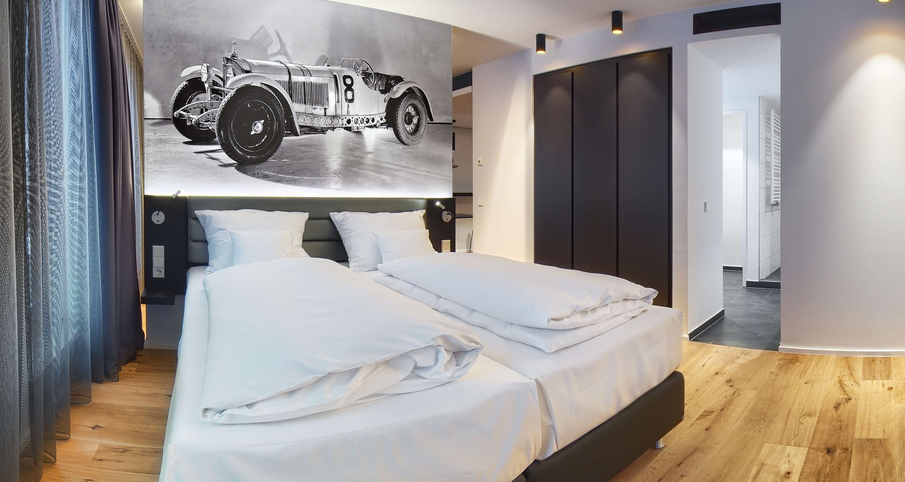 V8 HOTEL Motorworld Region Stuttgart, BW Premier Collection V8 HOTEL Motorworld Region Stuttgart, BW Premier Collection