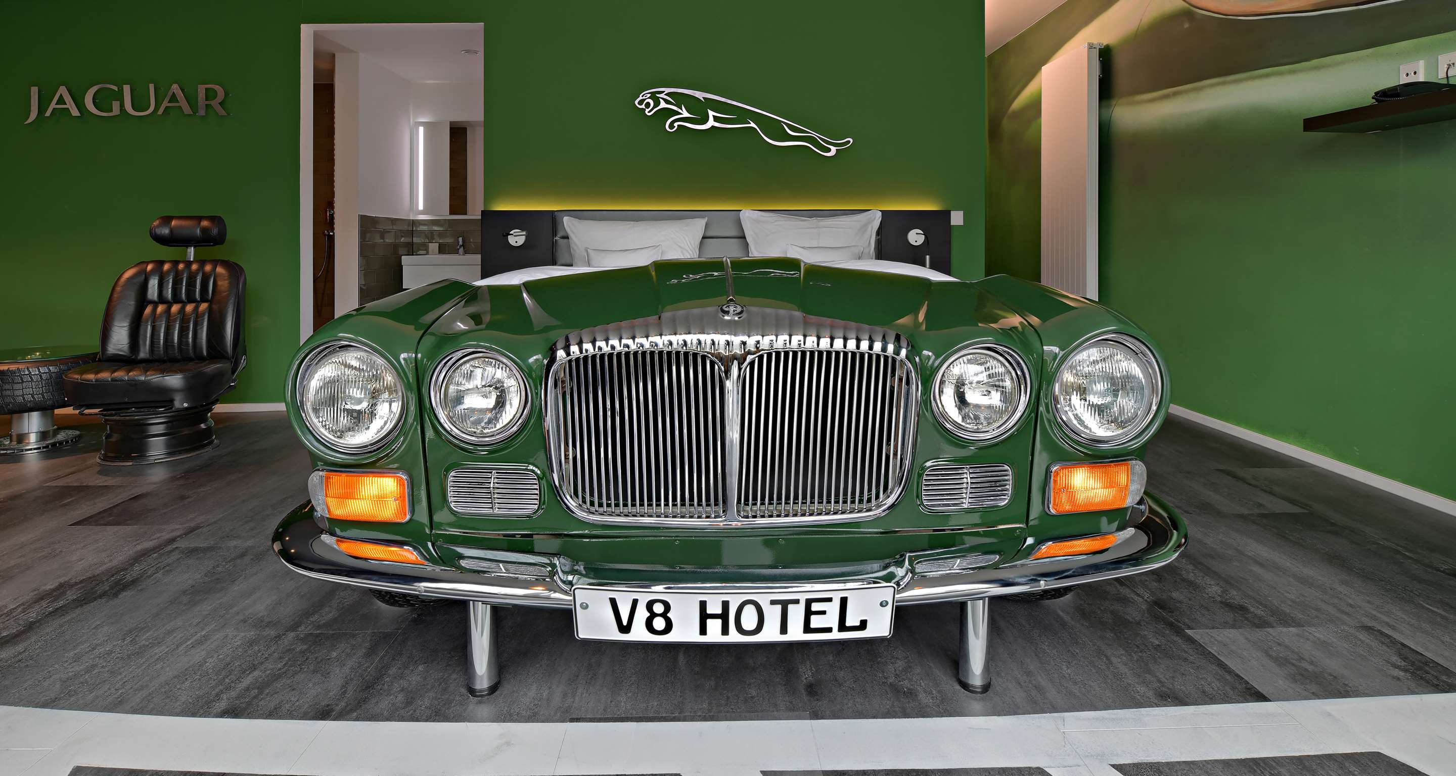 V8 HOTEL Motorworld Region Stuttgart, BW Premier Collection V8 HOTEL Motorworld Region Stuttgart, BW Premier Collection