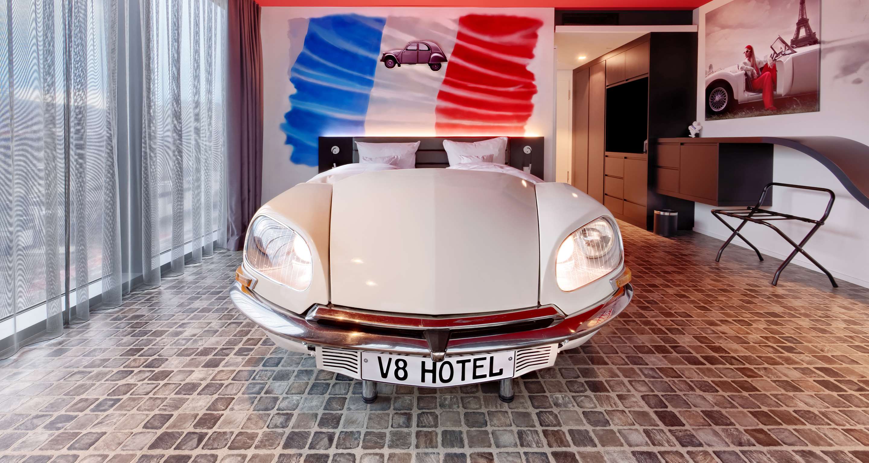 V8 HOTEL Motorworld Region Stuttgart, BW Premier Collection V8 HOTEL Motorworld Region Stuttgart, BW Premier Collection