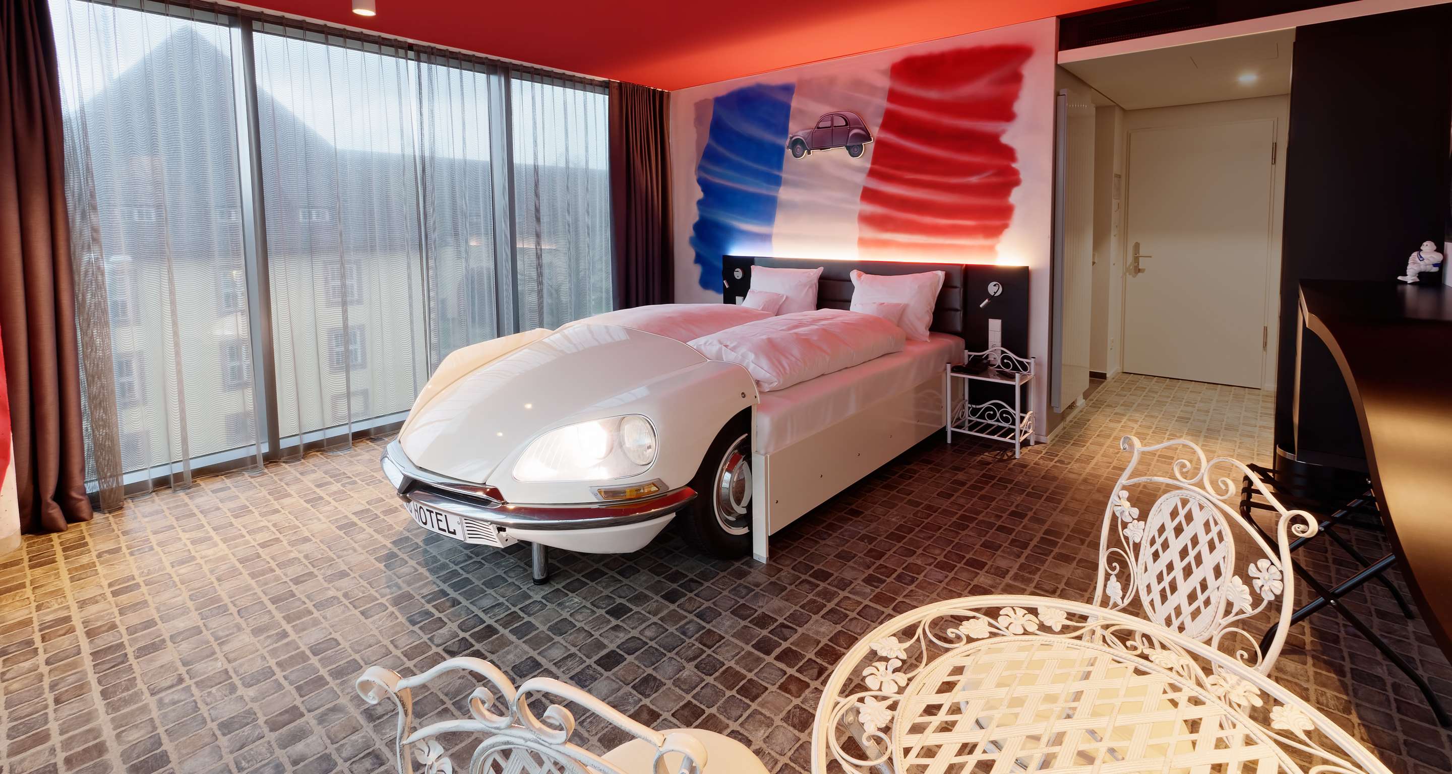 V8 HOTEL Motorworld Region Stuttgart, BW Premier Collection V8 HOTEL Motorworld Region Stuttgart, BW Premier Collection
