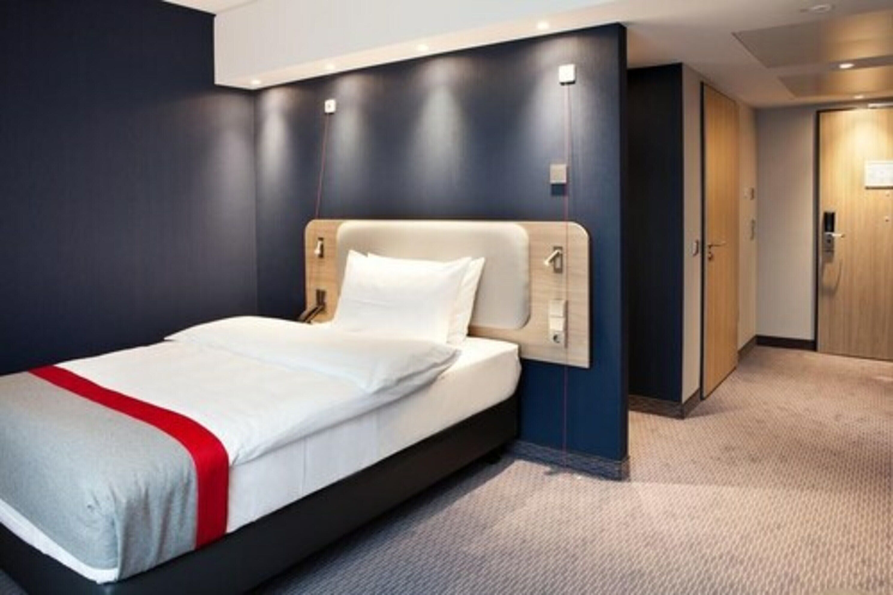Holiday Inn Express Göppingen Holiday Inn Express Göppingen