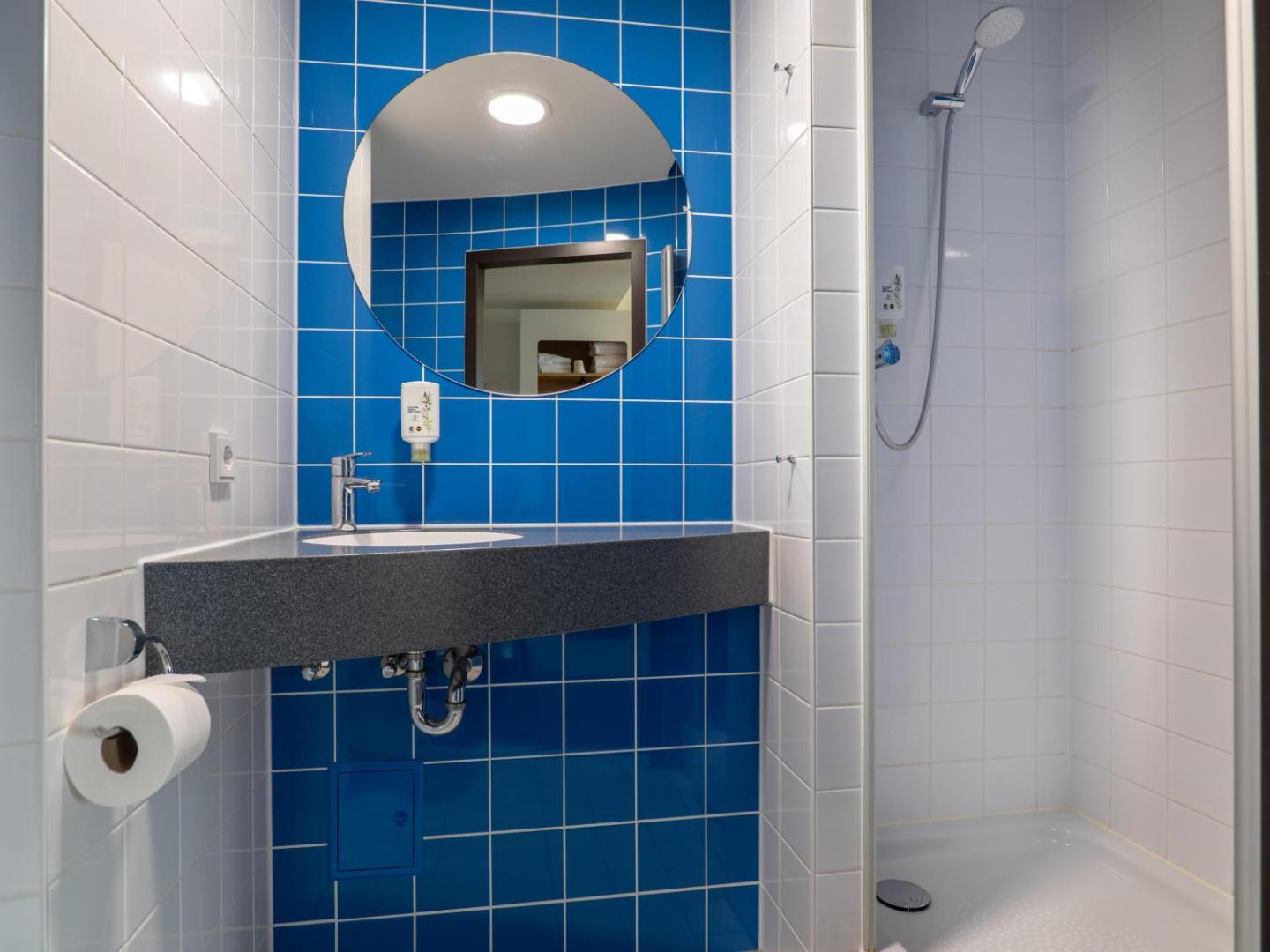 B&B Hotel Stuttgart-Airport/Messe B&B Hotel Stuttgart-Airport/Messe