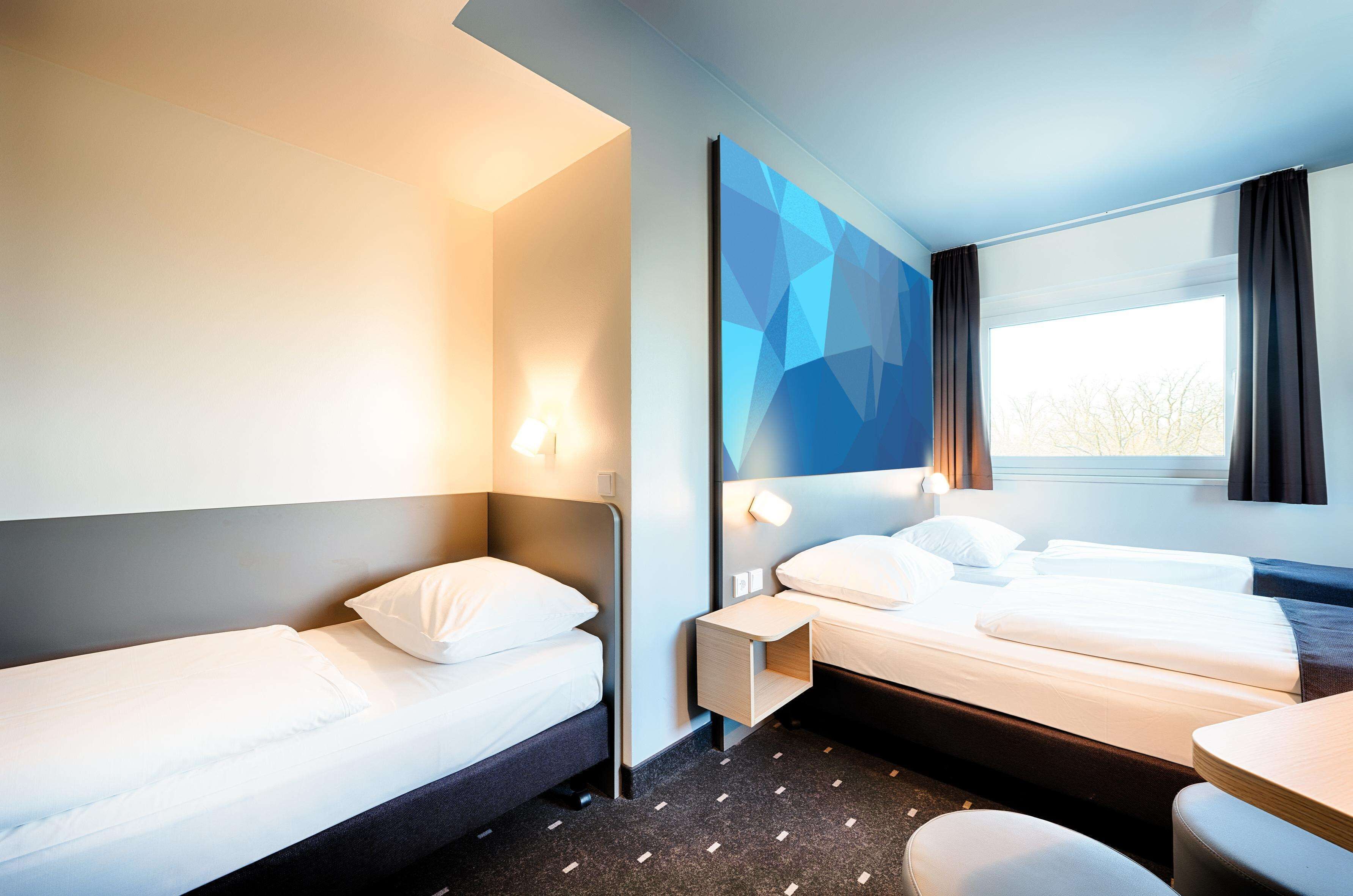 B&B Hotel Stuttgart-Airport/Messe B&B Hotel Stuttgart-Airport/Messe
