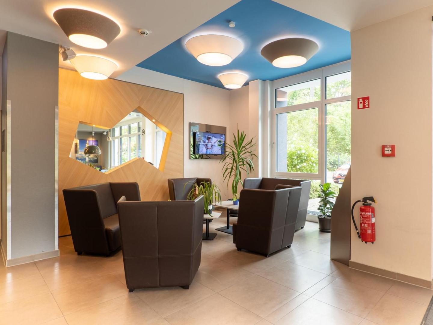 B&B Hotel Stuttgart-Airport/Messe B&B Hotel Stuttgart-Airport/Messe
