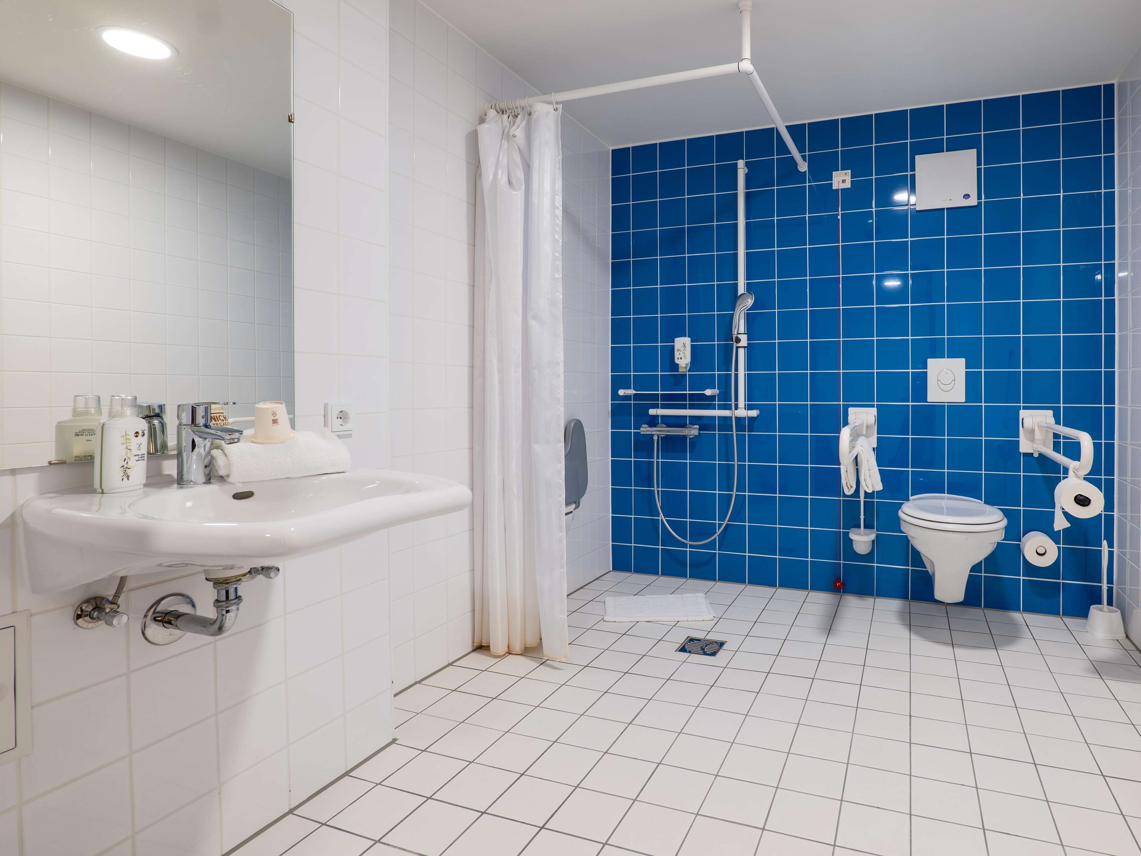 B&B Hotel Stuttgart-Airport/Messe B&B Hotel Stuttgart-Airport/Messe