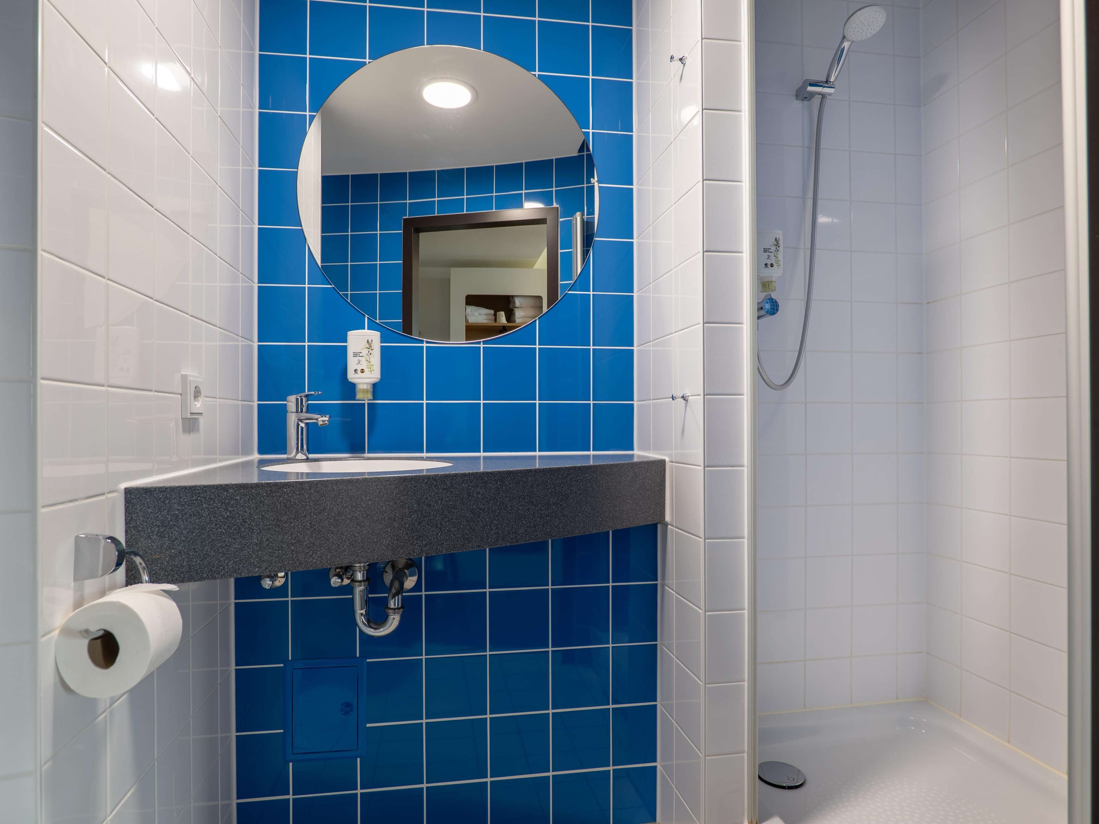 B&B Hotel Stuttgart-Airport/Messe B&B Hotel Stuttgart-Airport/Messe