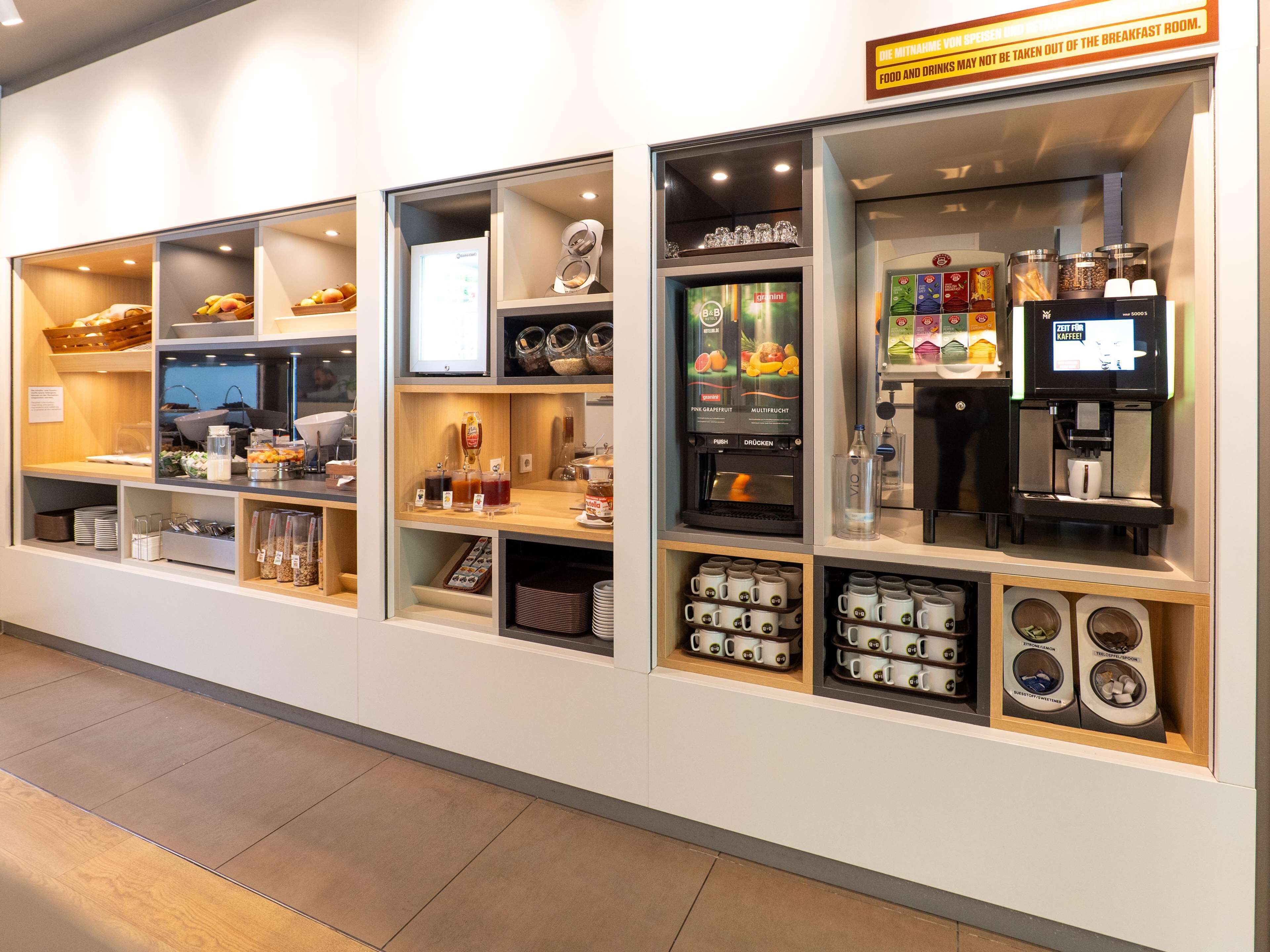 B&B Hotel Stuttgart-Airport/Messe B&B Hotel Stuttgart-Airport/Messe
